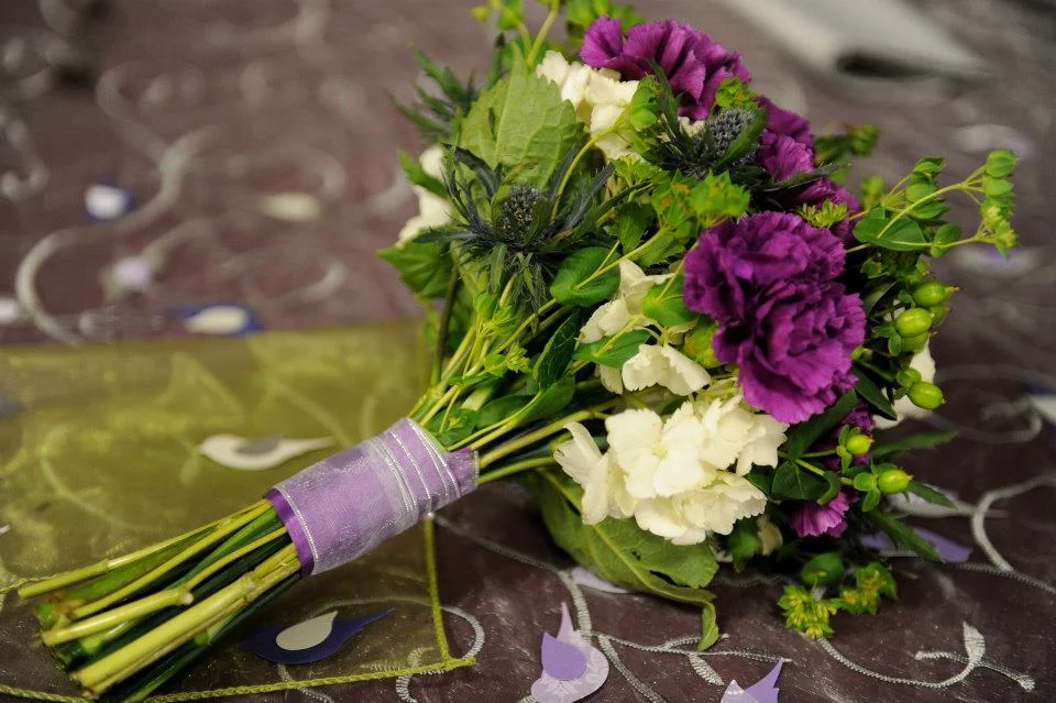 3 Reasons Why The Music Flopped At Your Sister's Wedding