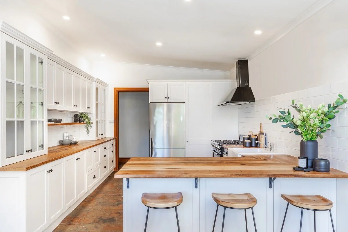 Echunga-Kitchen-Gallery-Image001-Transform-A-Space-1200w800h.jpg