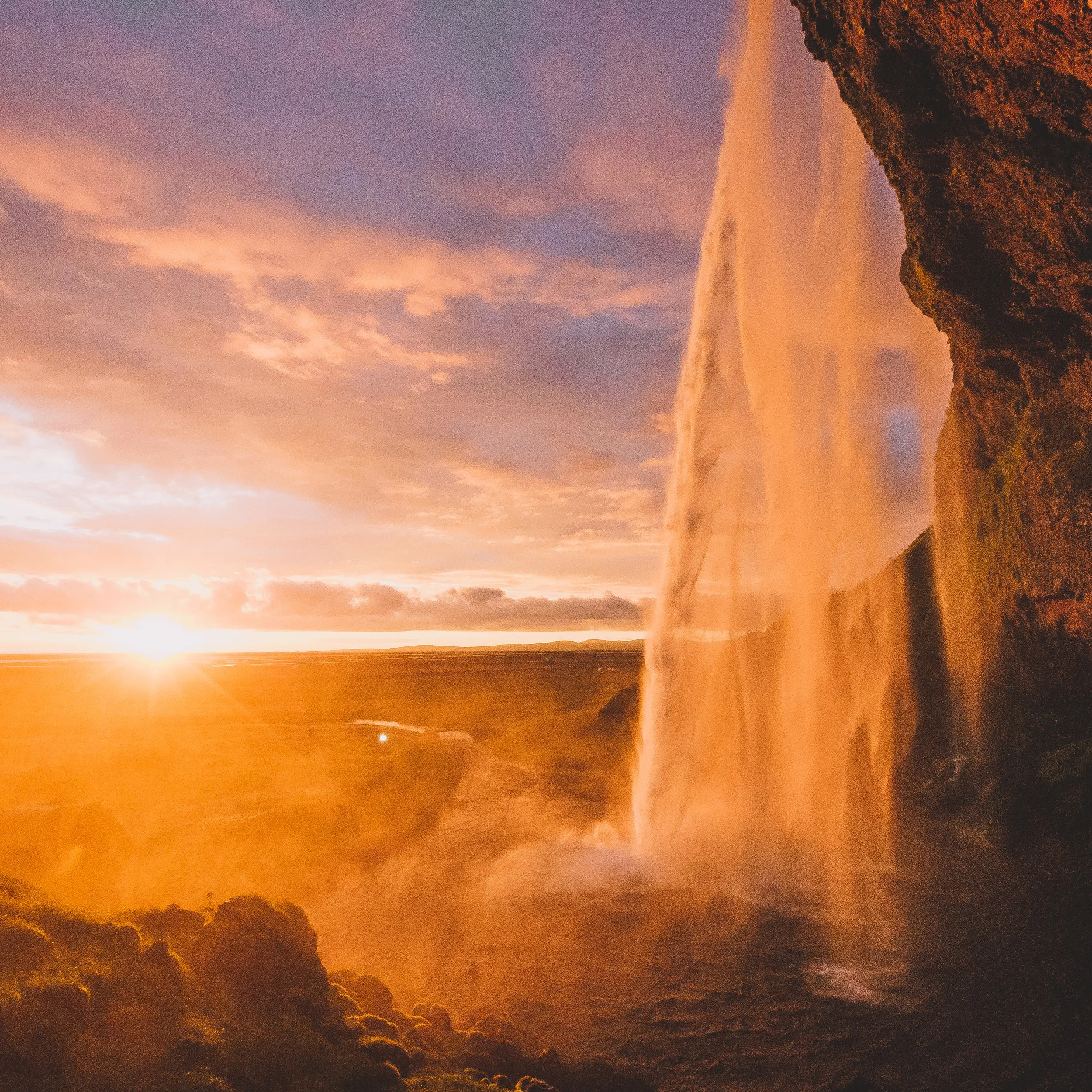 sunsetseljalandsgfoss.jpg
