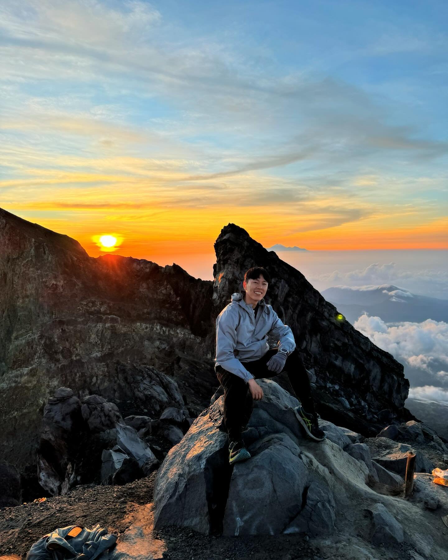 Mount Agung Bali ✅

Seven years ago, I felt immense pride as I witnessed Mount Agung while ascending Mount Batur. However, I quickly learned that climbing Agung is not for the faint-hearted. Reaching its summit demands intense determination, exceptio