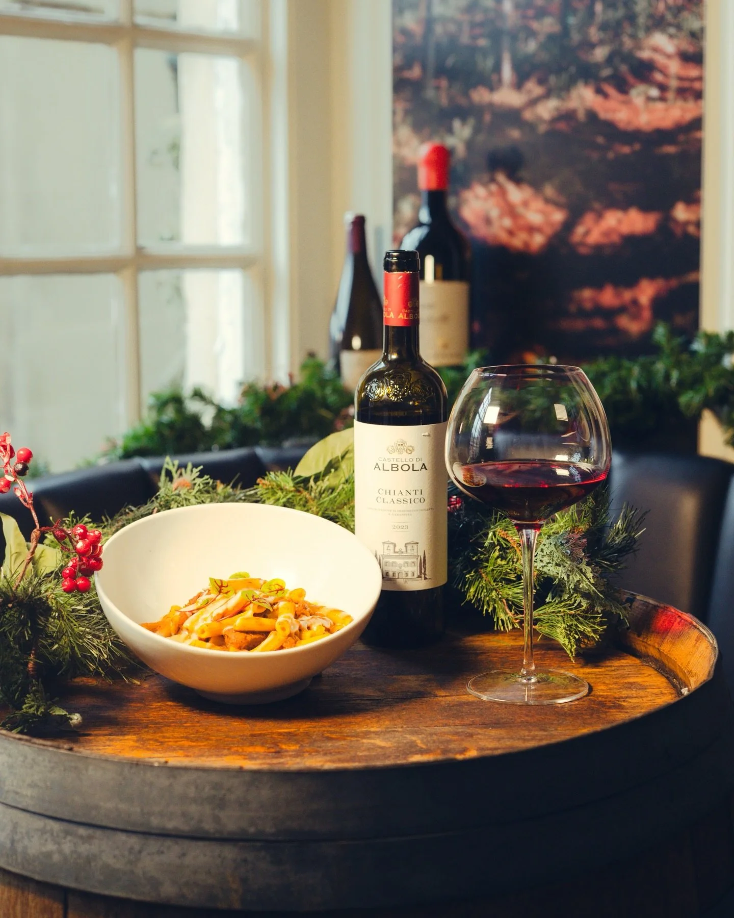 A bowl of Rigatoni alla Genovese, a glass of Chianti Classico, and a moment to savour.

Slow-cooked. Hand-crafted. Perfectly paired. 🇮🇹

📍Bath,UK

#amaronebath #visitbath #italiandining