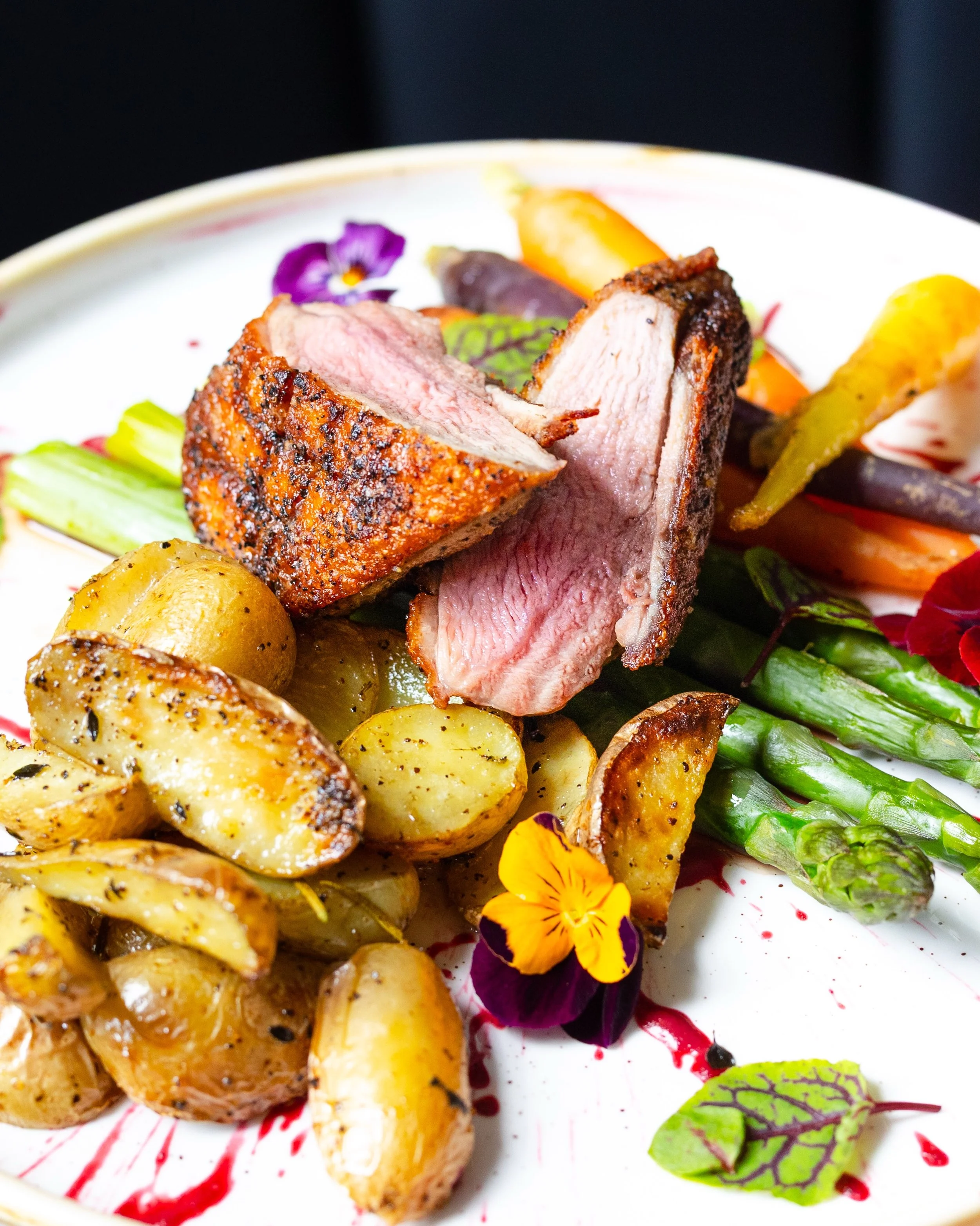 The sort of dish that makes ordering easy 👀

Perfectly cooked duck, seasonal vegetables, and all the little details that turn dinner into an occasion.

Amarone Kitchen, Bath 🇮🇹

#BathFood
#BathRestaurants
#FoodInBath
#BathDining
#ItalianFood