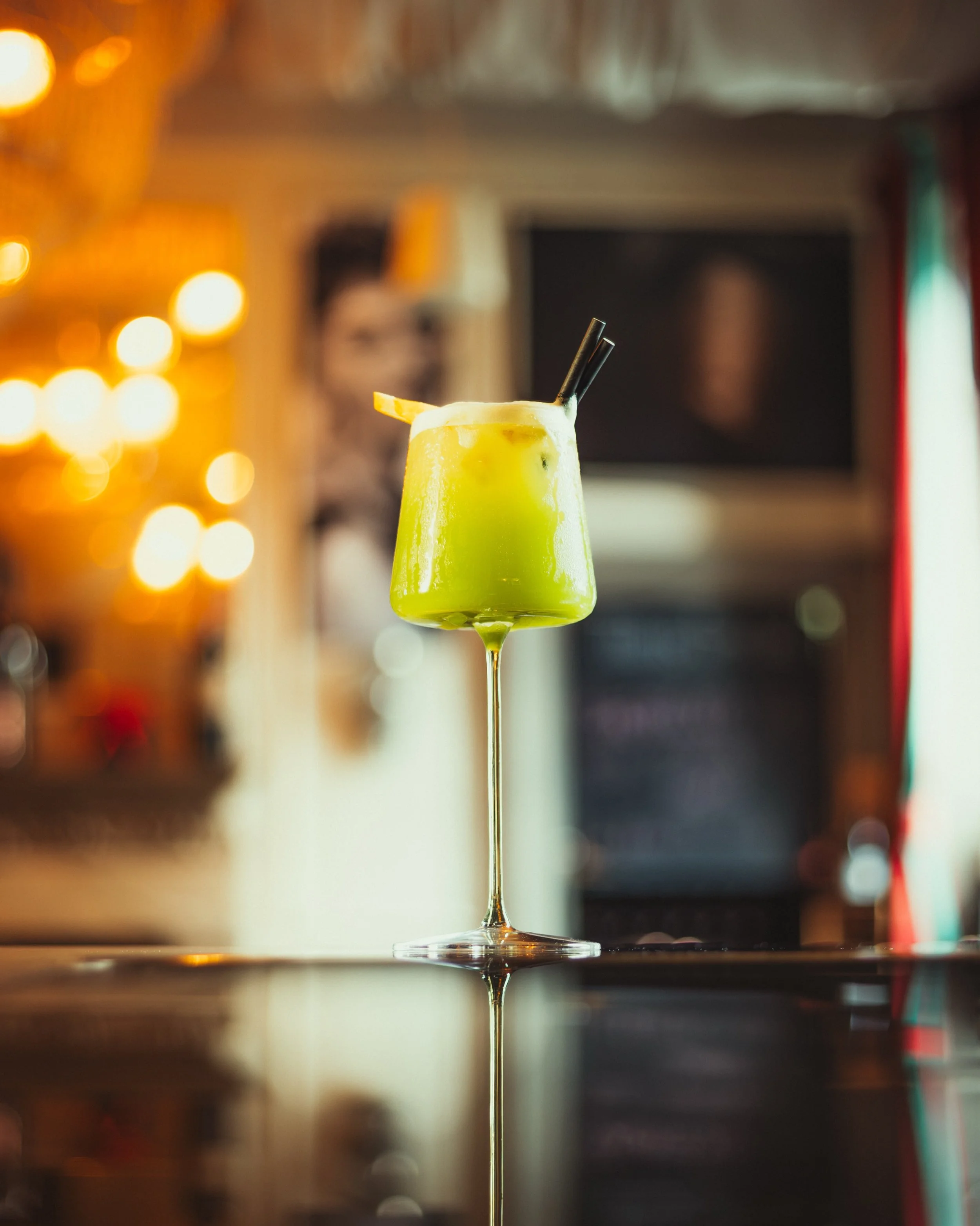 The Almond Grove. 👀

Sounds like a place you&rsquo;d rather be.

Turns out, it tastes pretty good too.

Amarone, Bath 🇮🇹

#BathFood
#BathRestaurants
#Mocktail
#SummerDrinks
#AmaroneBath