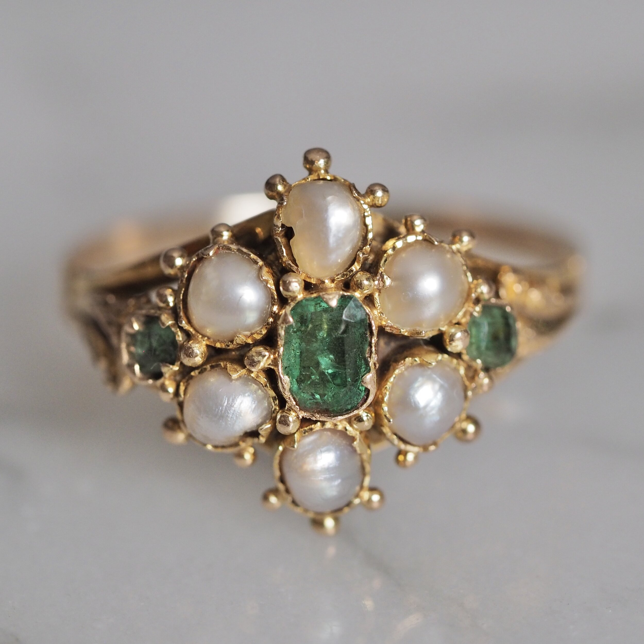 #454 GENUINE EMERALD & PEARL ANTIQUE STYLE .925 STERLING SILVER RING SIZE 8.75 