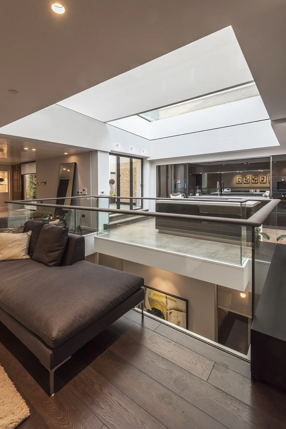 concealed blinds for skylight windows