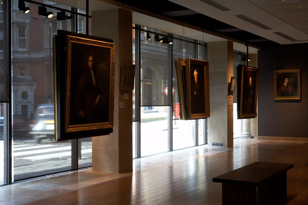 Gallery01.jpg