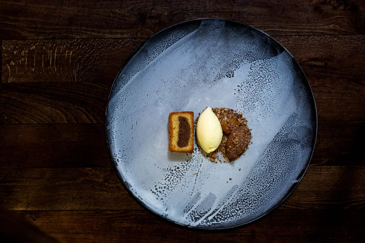 Custom-made plates for Restaurant Juuri by Eira -collaboration. Pic by Pekka Kastari.