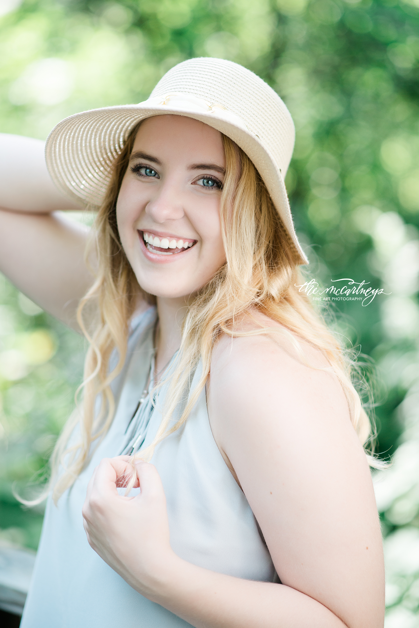 "I cannot thank you enough for making Tiana's special day full of fun. You made her relaxed and able to be herself and I am so grateful, words cannot express. We have beautiful pictures thanks to your kindness and work ethic." -Michelle Leitzke, Tiana Leitzke's Mom (Wausau East Class of 2017)