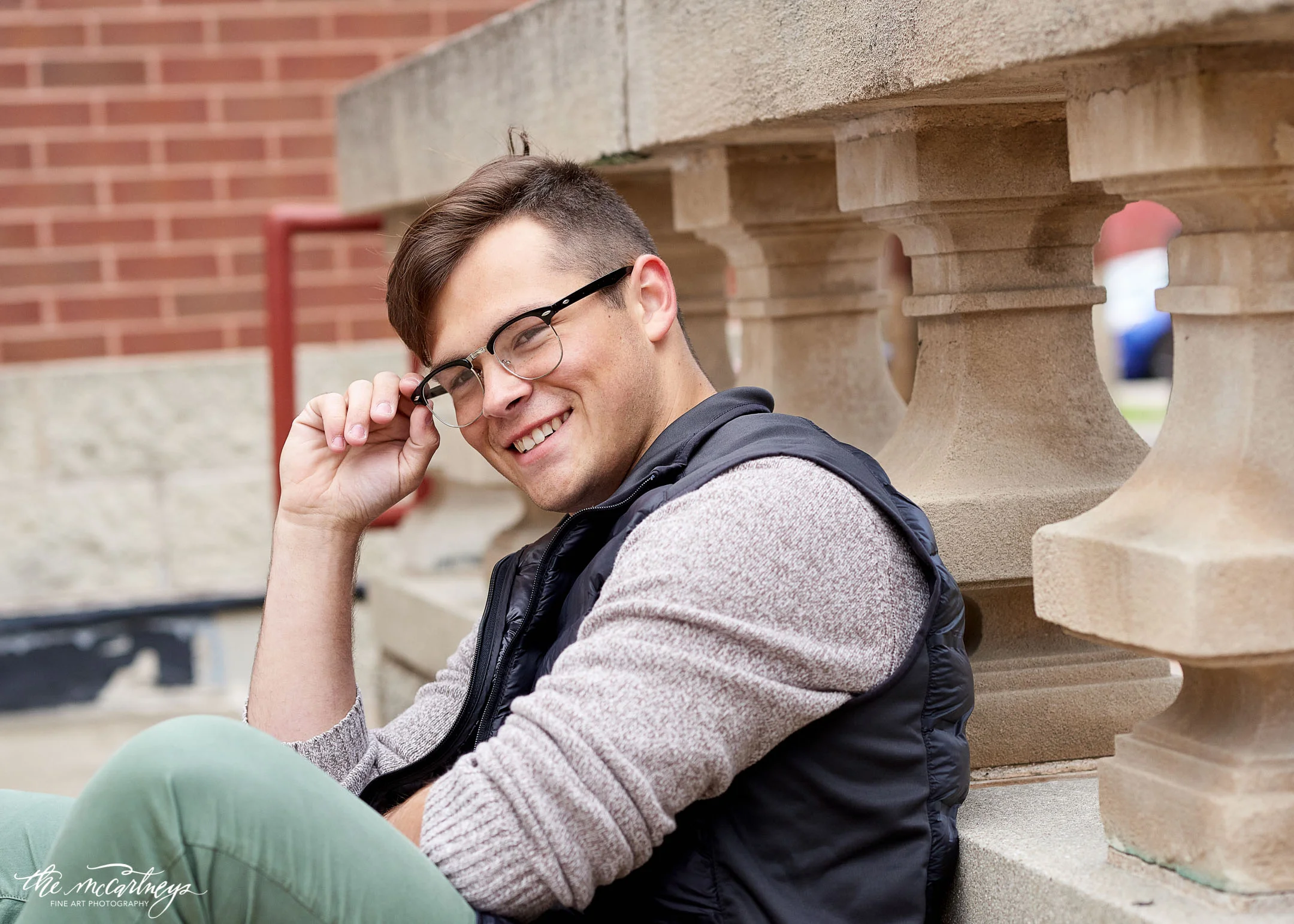 wausau-senior-portraits-urban-4205.jpg