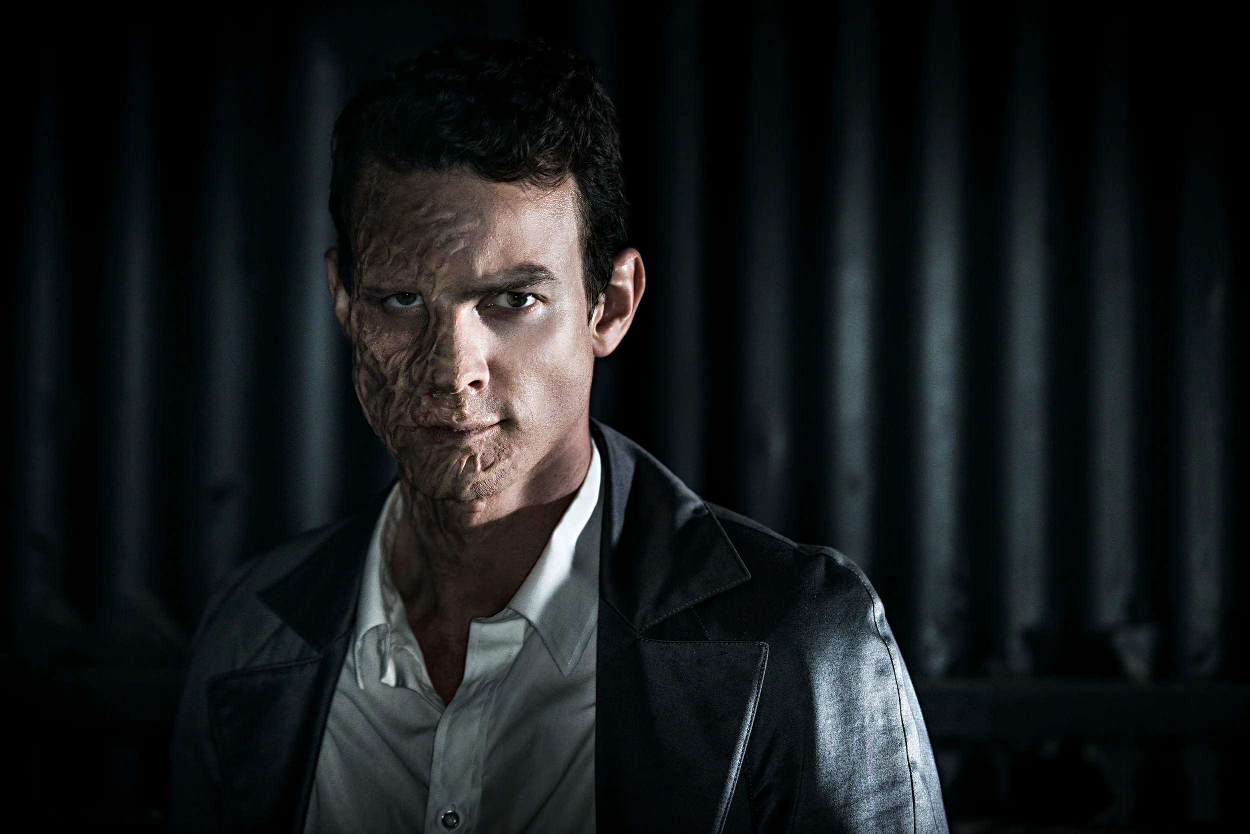 luke-cook-as-oliver-sten-intricate-vengeance.jpg