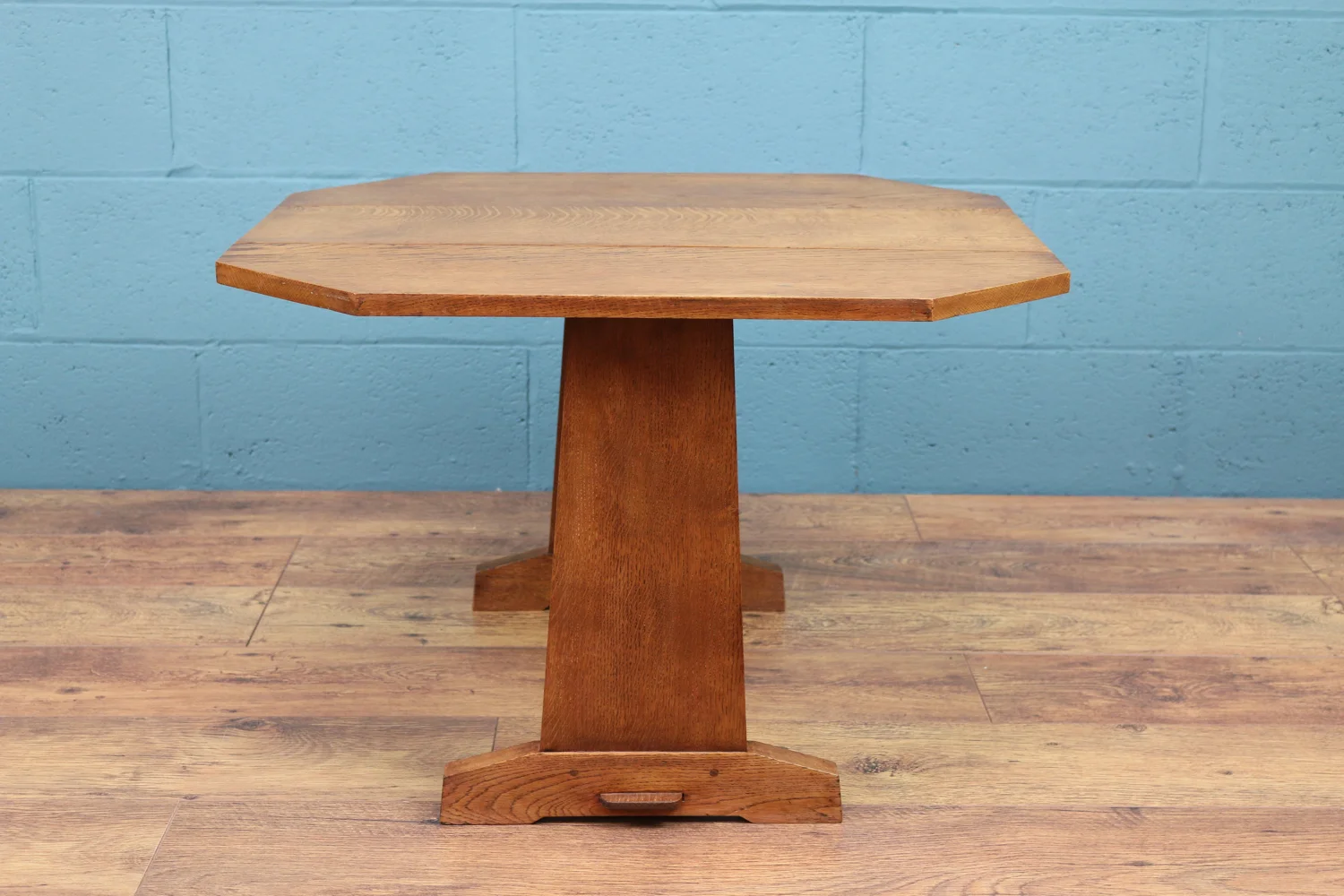 Arthur W Simpson Oak table