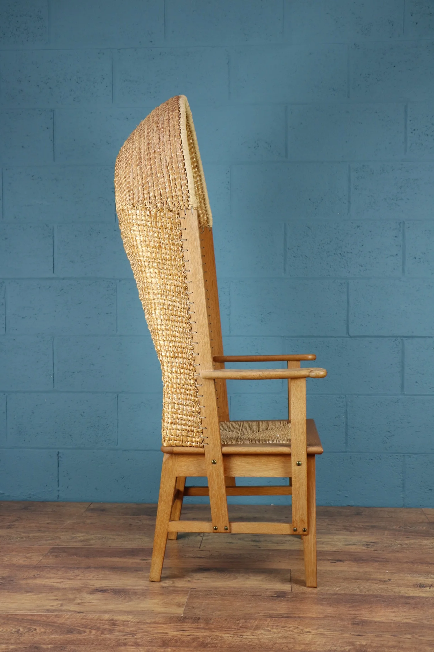 Gentleman's hooded Orkney chair