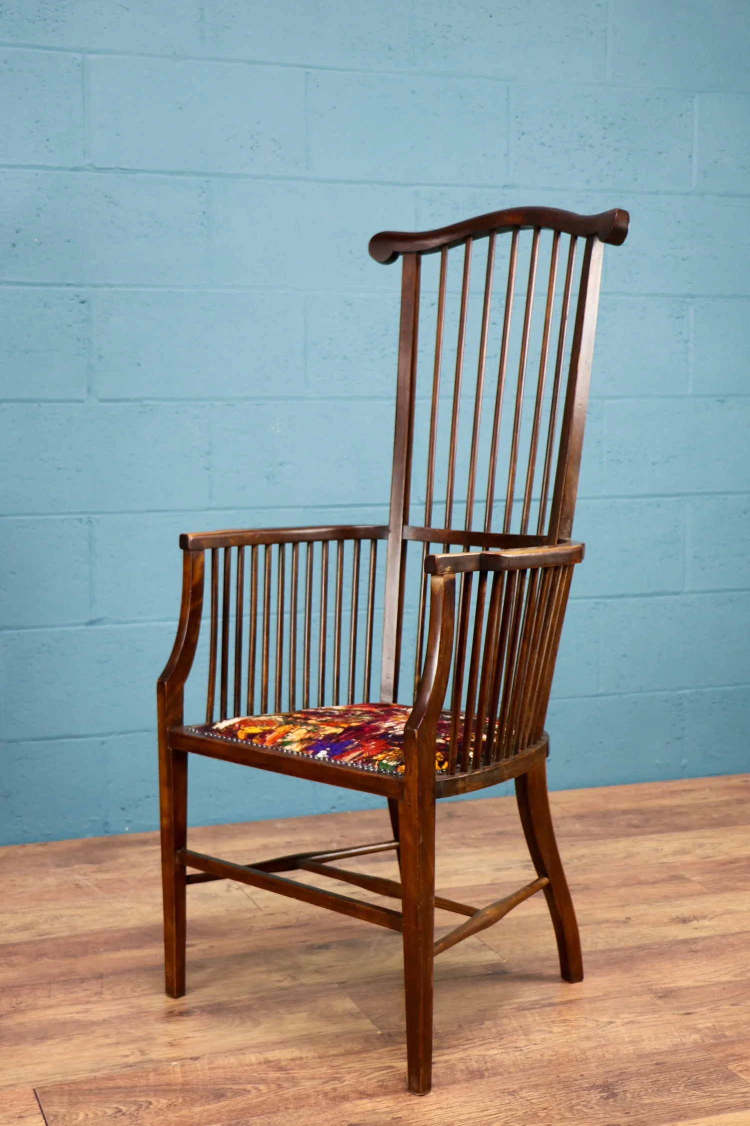 Matching Pair of Comb Back Windsor Armchairs