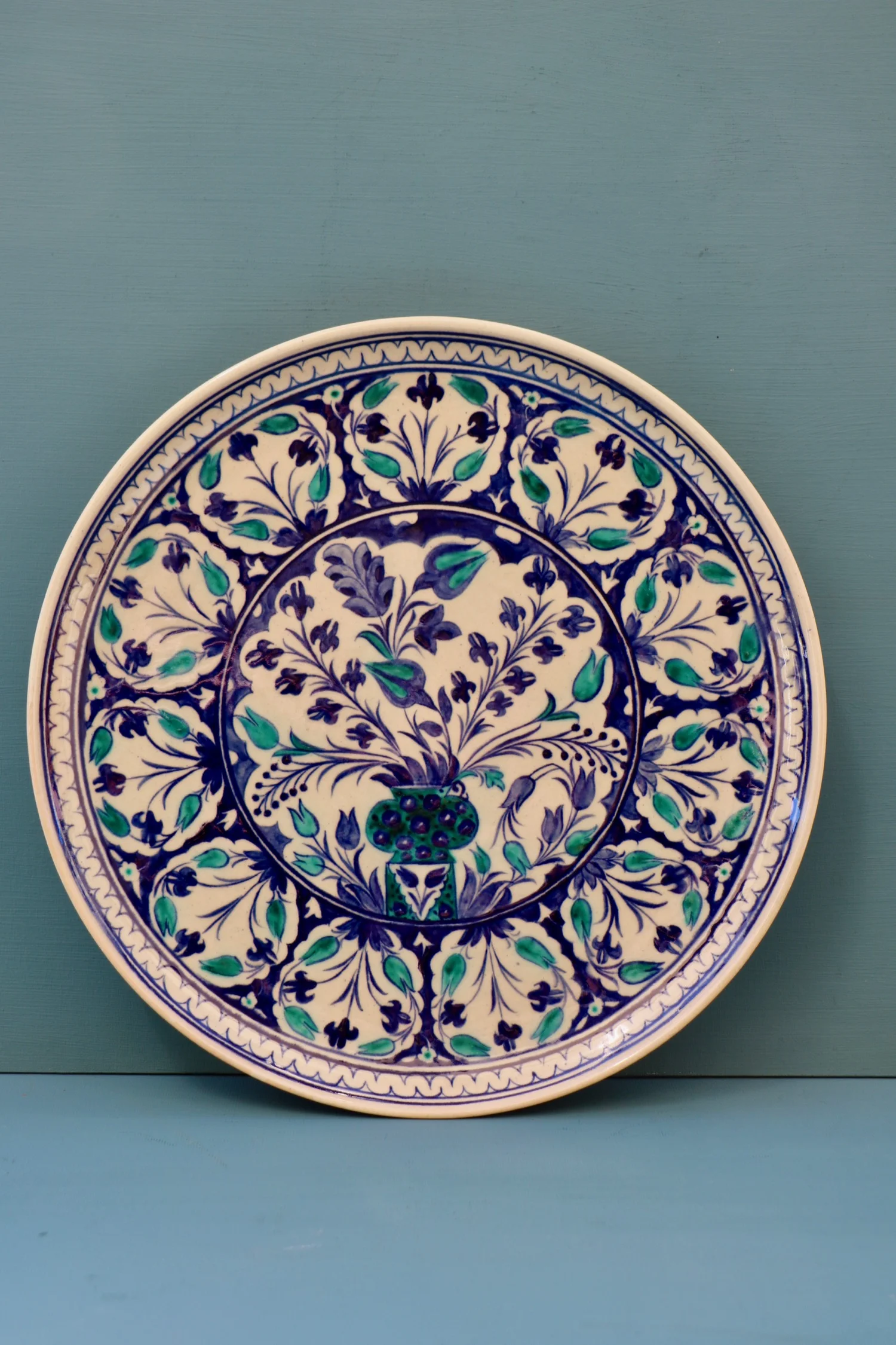 V&A Iznik Revivals Plate