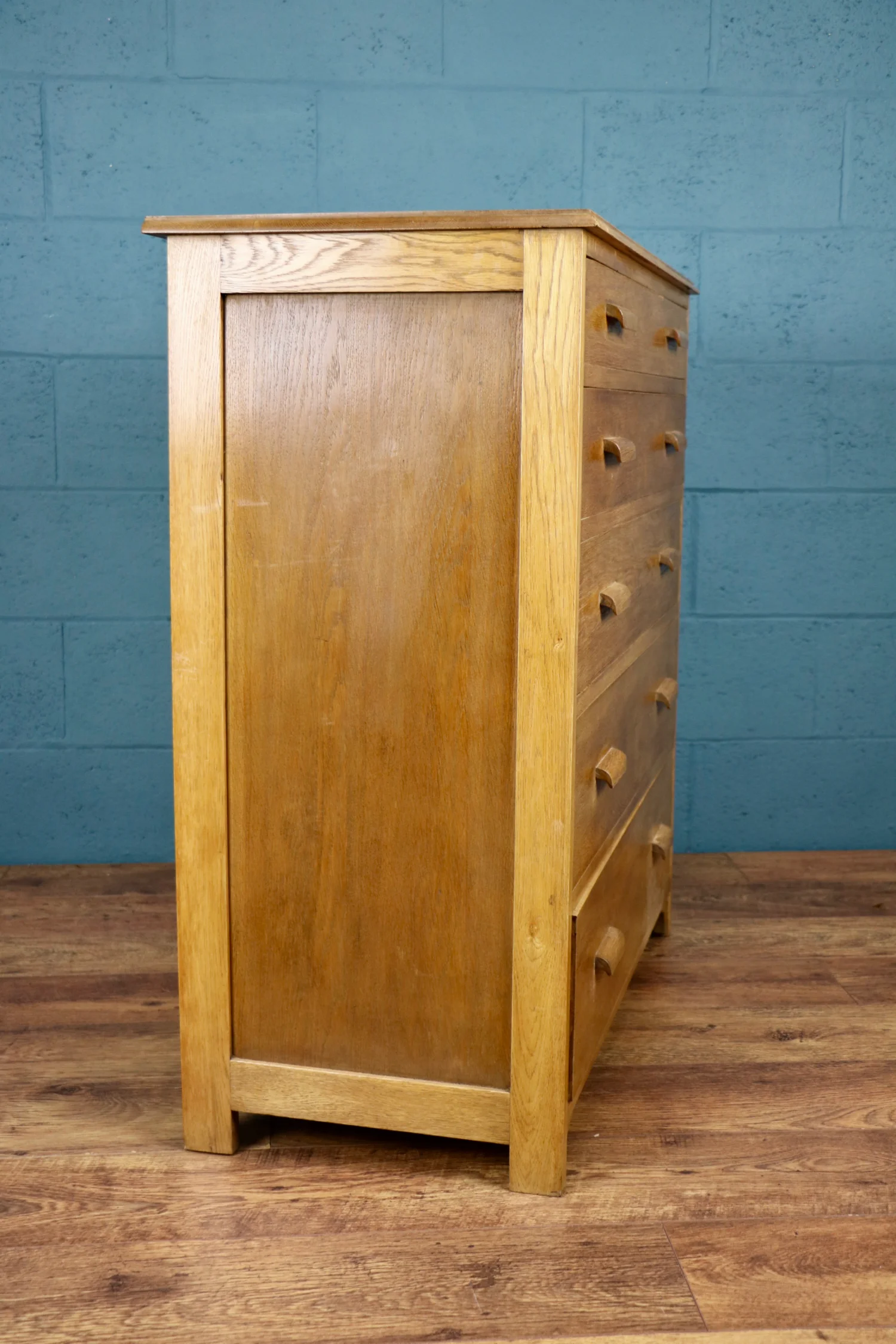 718 Cotswold Oak Chest - 19 of 21.jpg