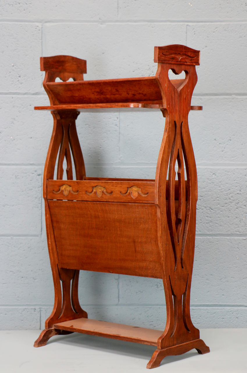 773 A&C Magazine stand - 2 of 18.jpg