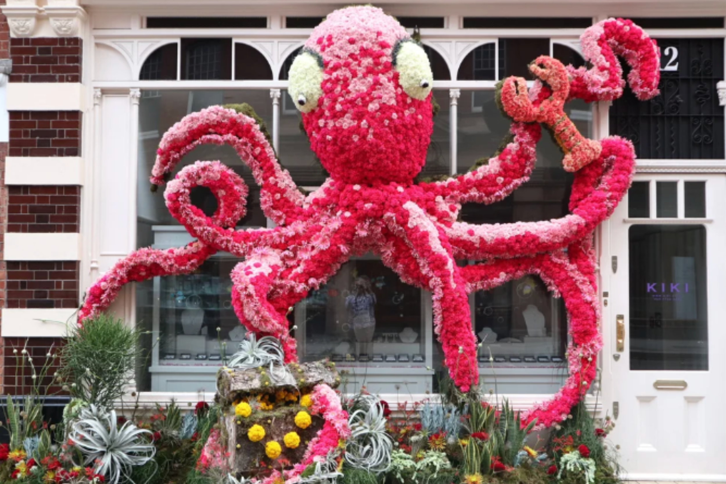 Kiki McDonough | Chelsea in Bloom, Highly Commended Gold Winner