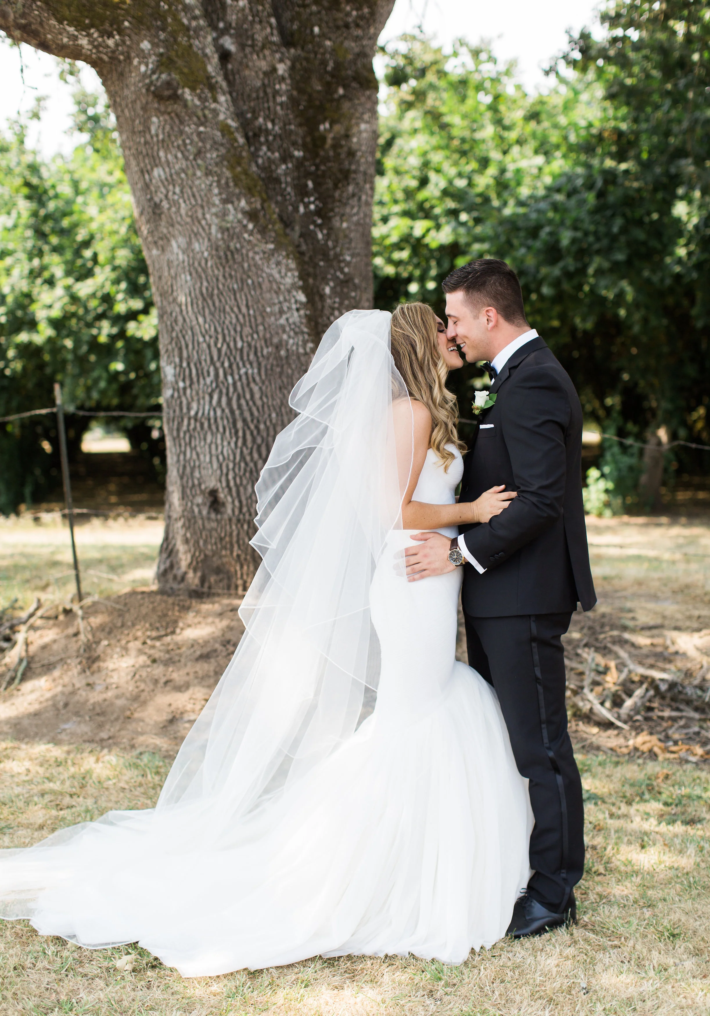 Eugene Wedding at Shadow Hills Country Club | Bridal Bliss | Amanda K Photography | Portland Oregon Wedding Planning and Design