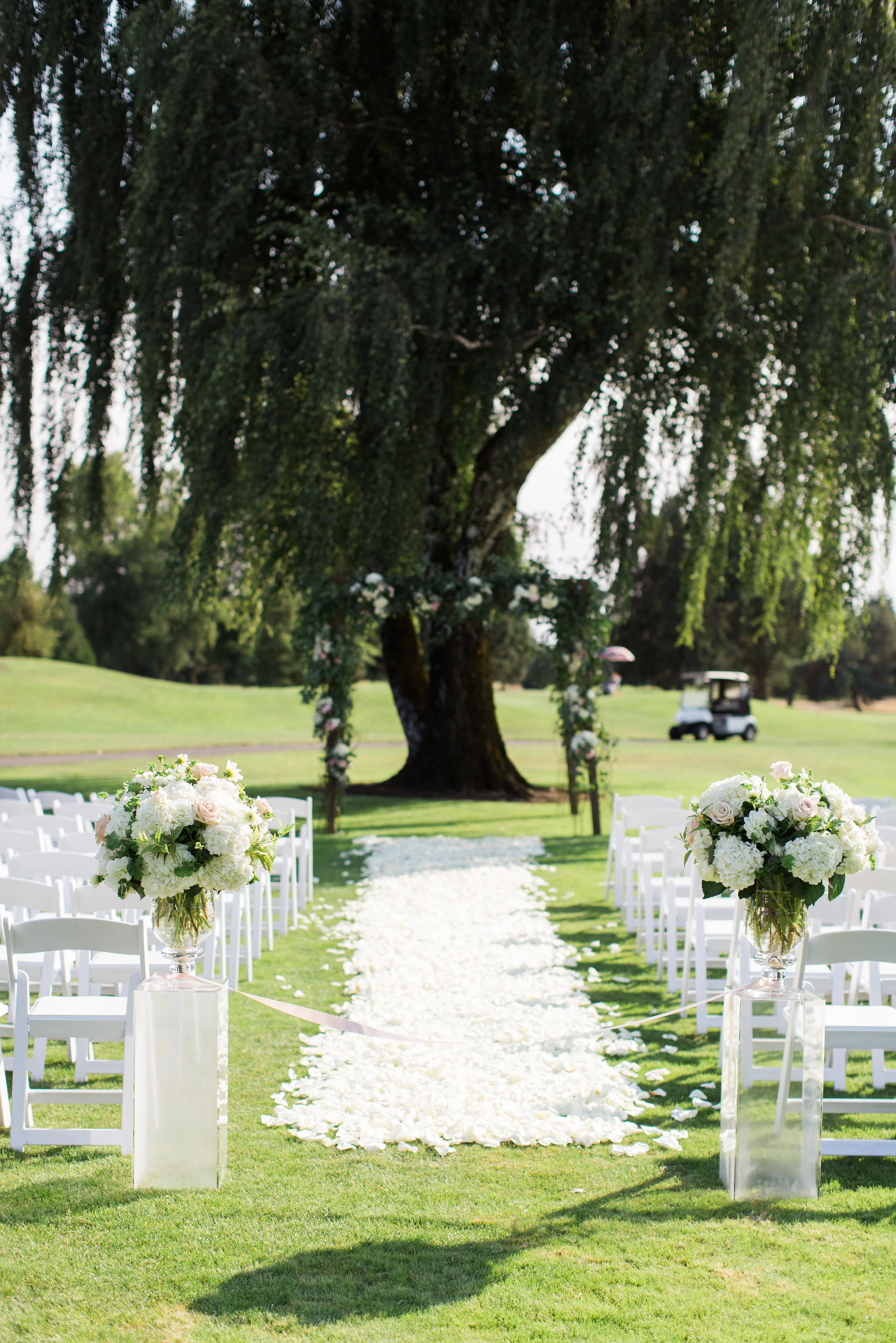 Eugene Wedding at Shadow Hills Country Club | Bridal Bliss | Amanda K Photography | Portland Oregon Wedding Planning and Design