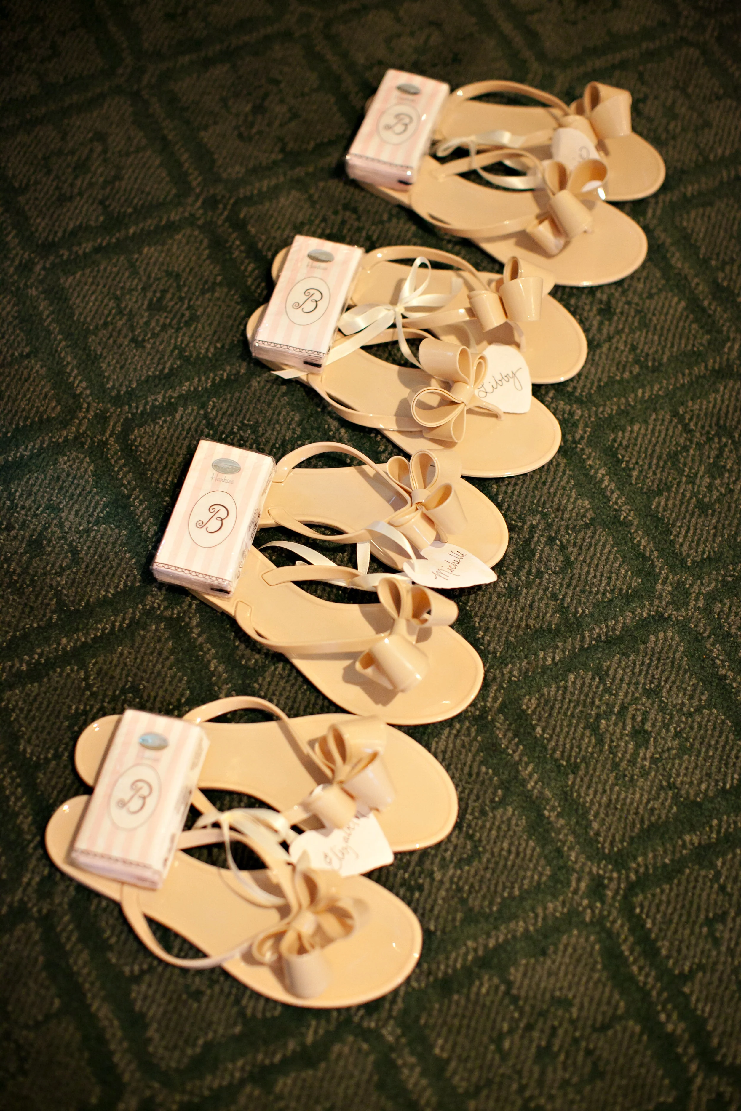 bridalbliss.com | Waverley Country Club Wedding | Bridal Bliss | Bethany F Photography | Portland Oregon Wedding Planning and Design