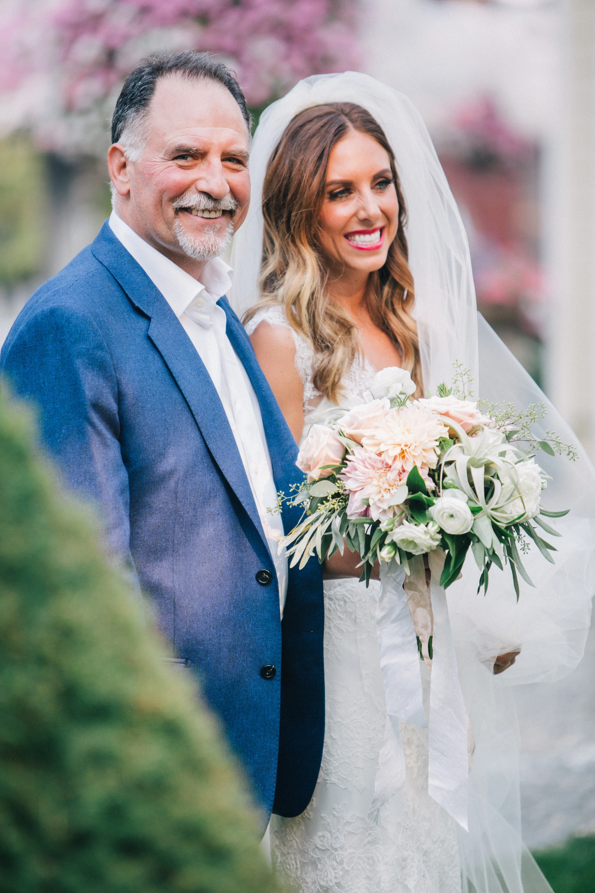 bridalbliss.com | Mount Hood Bed and Breakfast Wedding | Jessica Watson Photography | Bridal Bliss Event Planning and Design | Portland Oregon Wedding Planner