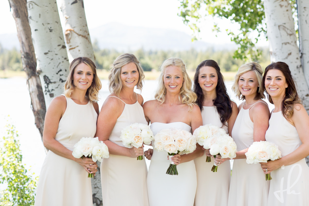 Bridalbliss.com | Portland Wedding | Central Oregon Event Planning and Design | Jessica Hill Photography | Zest Floral | Flip Flop Sounds