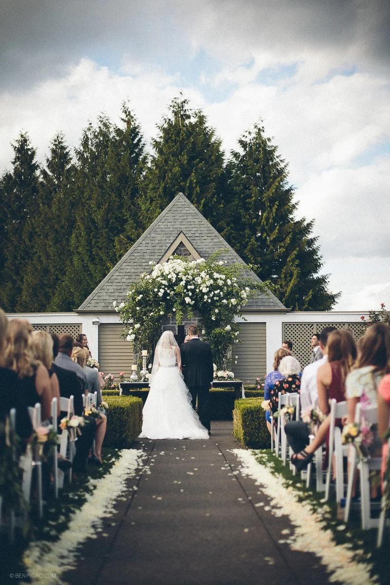 bridalbliss.com | Oregon Golf Club Wedding | Bridal Bliss Wedding Planning and Design | Ben Pigao Photography | Portland Wedding Planner