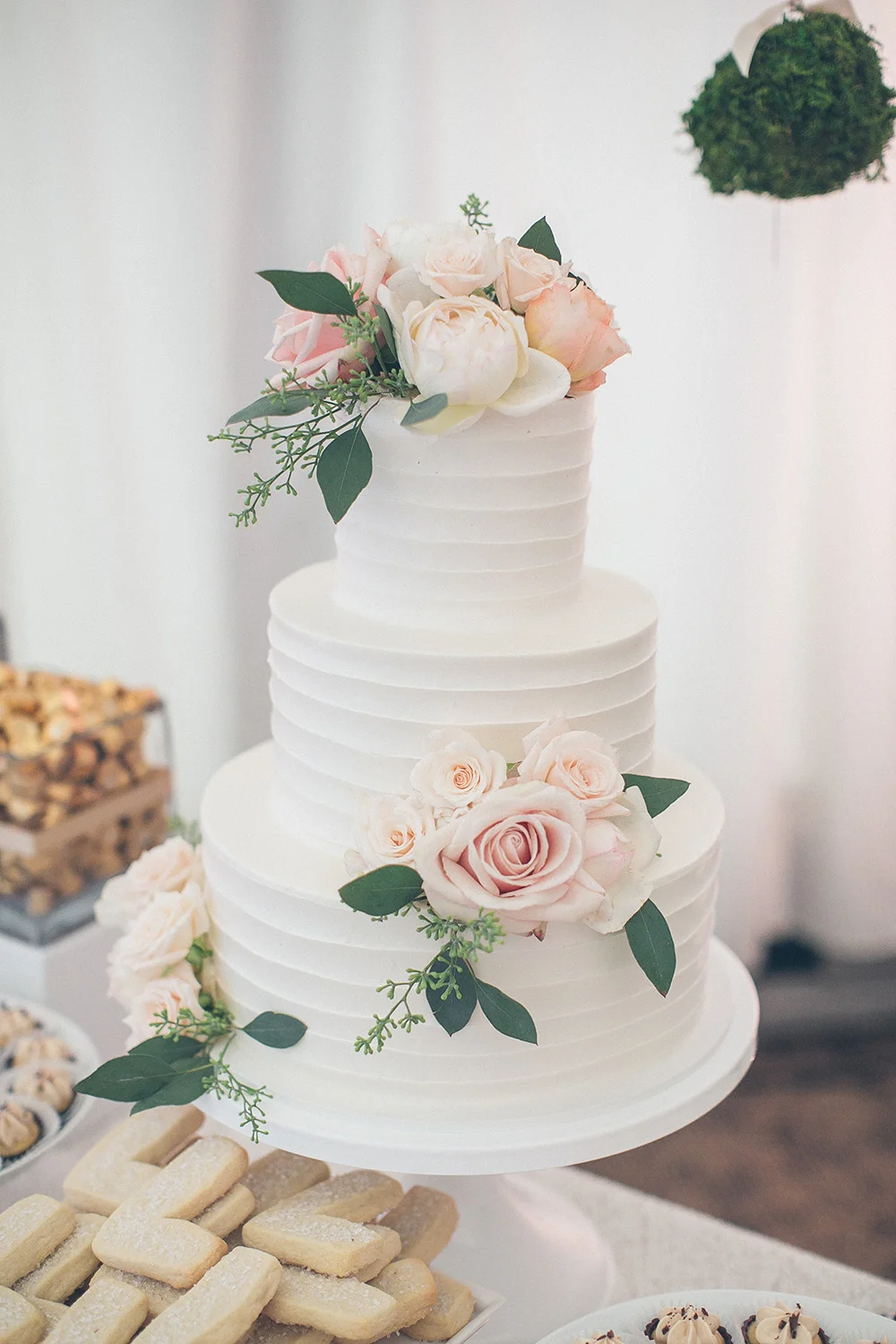 bridalbliss.com | Oregon Golf Club Wedding | Meyers Leonard's Wedding in Portland | Bridal Bliss Event Design and Planning | Ben Pigao Photography