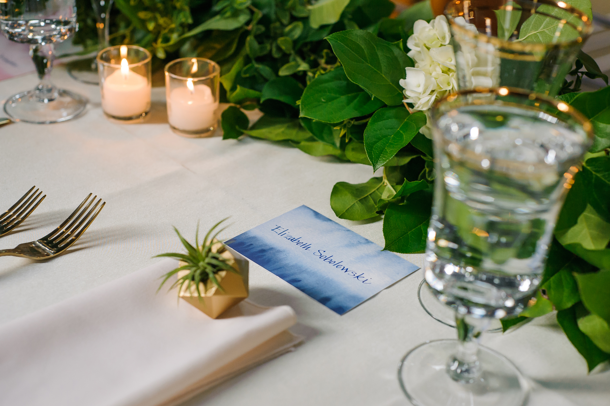Bridalbliss.com | Portland Wedding | Oregon Event Planning and Design | Honeysuckle Photography | Blum Floral