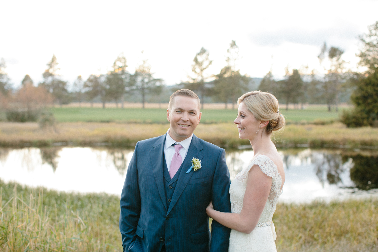 Bridalbliss.com | Sunriver Wedding | Central Oregon Event Planning and Design | Michelle Cross Photography | Flip Flop Sounds