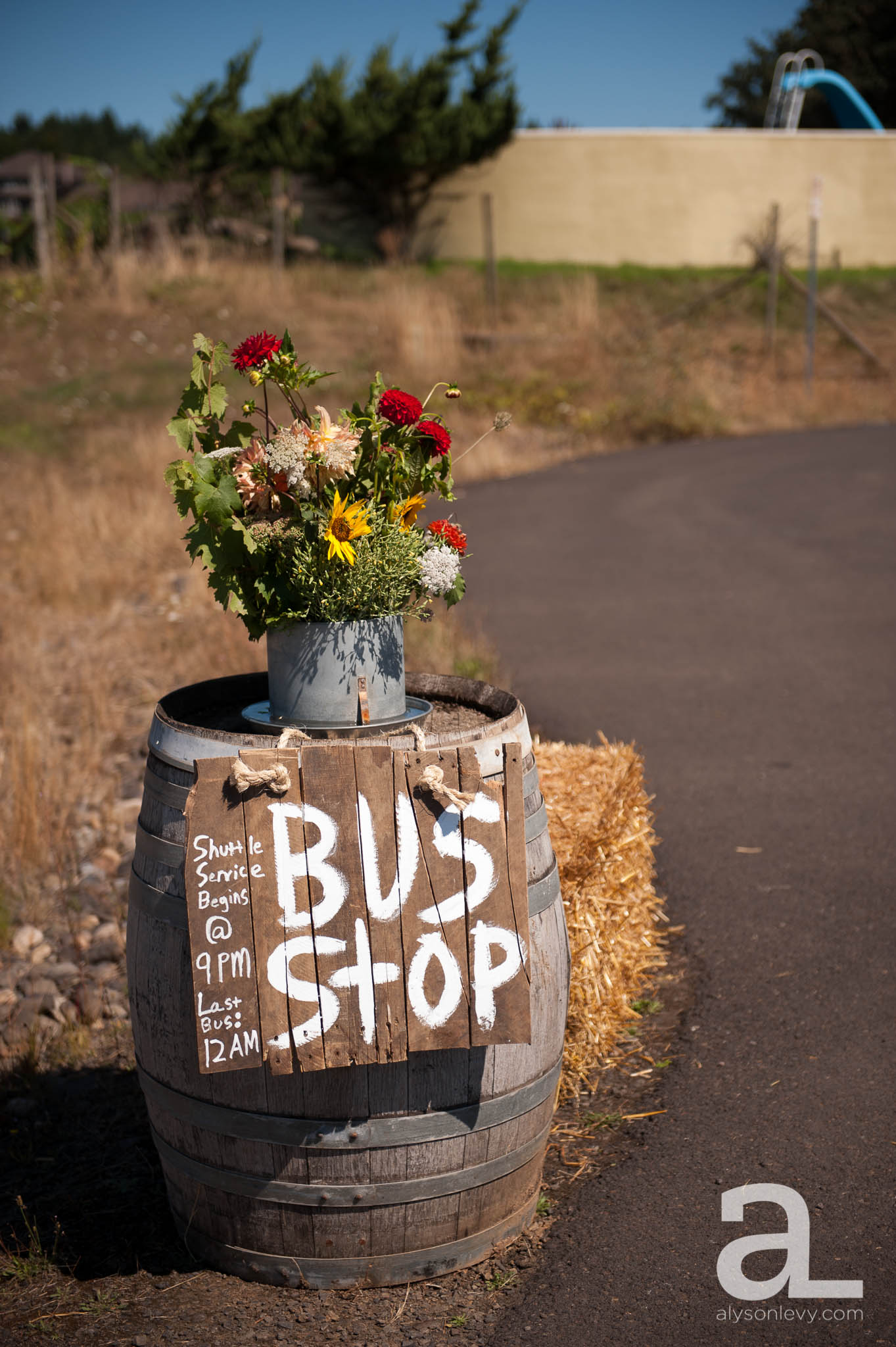 Bridalbliss.com | Portland Wedding | Oregon Event Planning and Design | Alyson Levy Photography | Kathy Griffin Floral