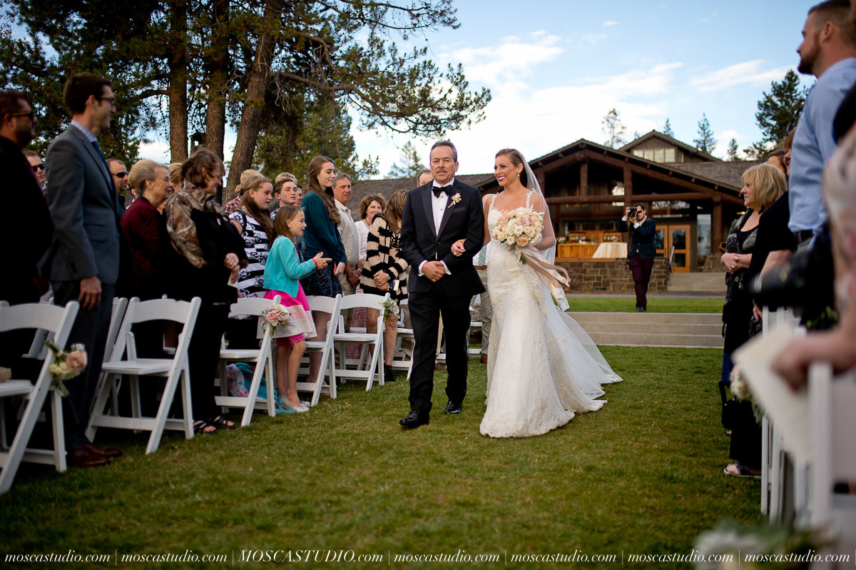 01337-moscastudio-kellyryan-sunriver-resort-wedding-20160917-SOCIALMEDIA (1).jpg