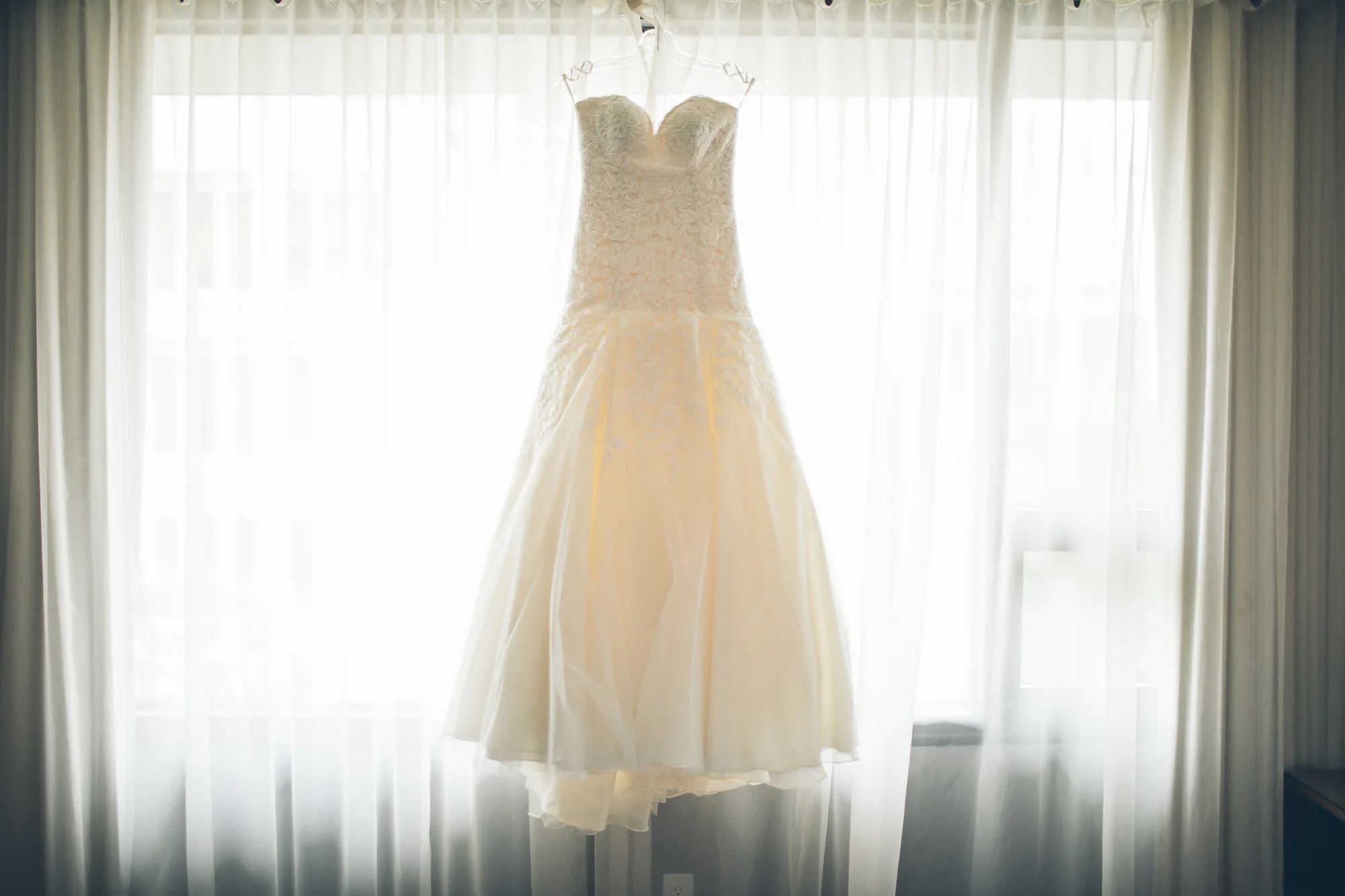 Bridalbliss.com | Portland Wedding | Oregon Event Planning and Design | Ben Pigao Photography