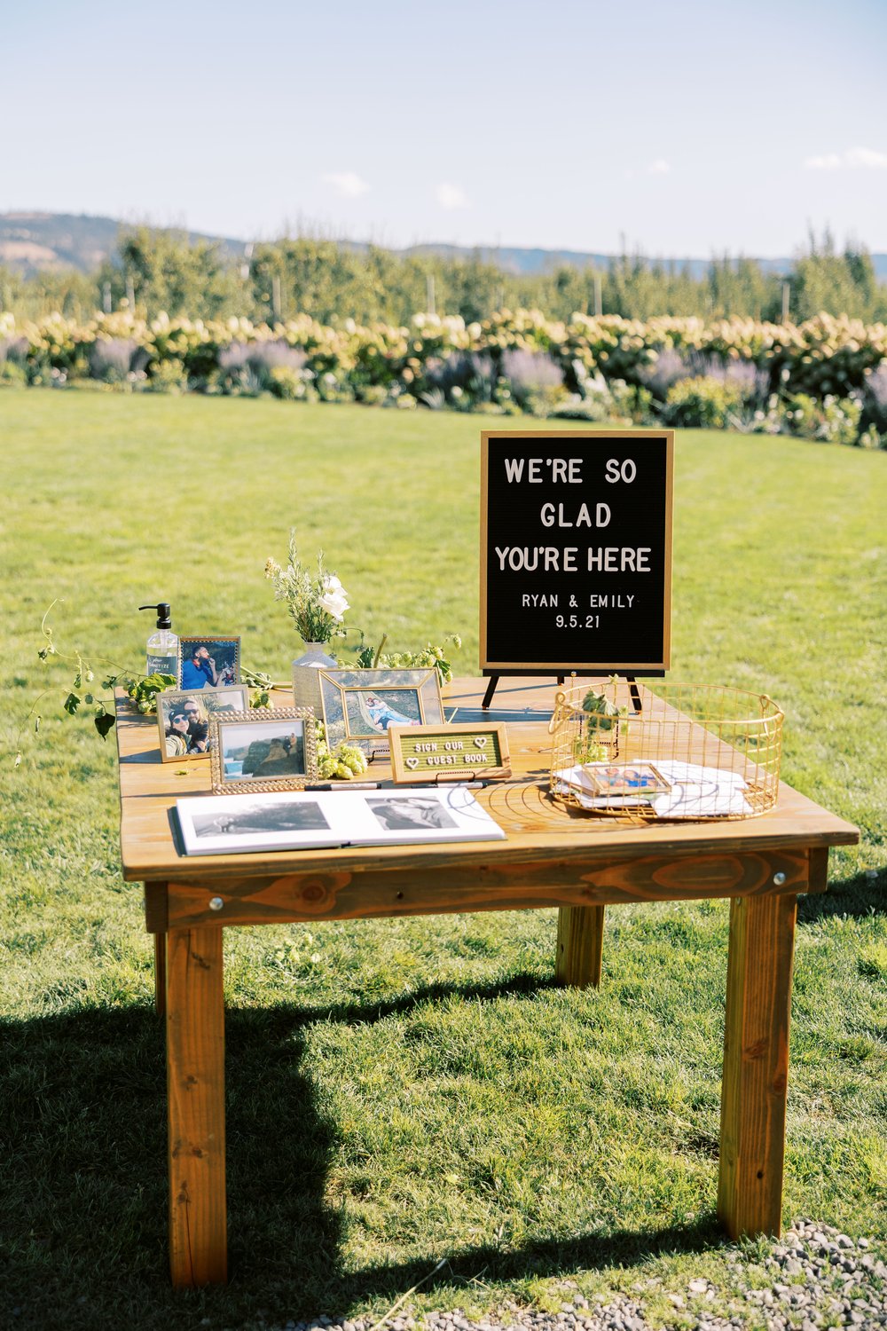 Bridalbliss.com | Mt. Hood Wedding Planner | Oregon Event Design | Andy Carretto Photography