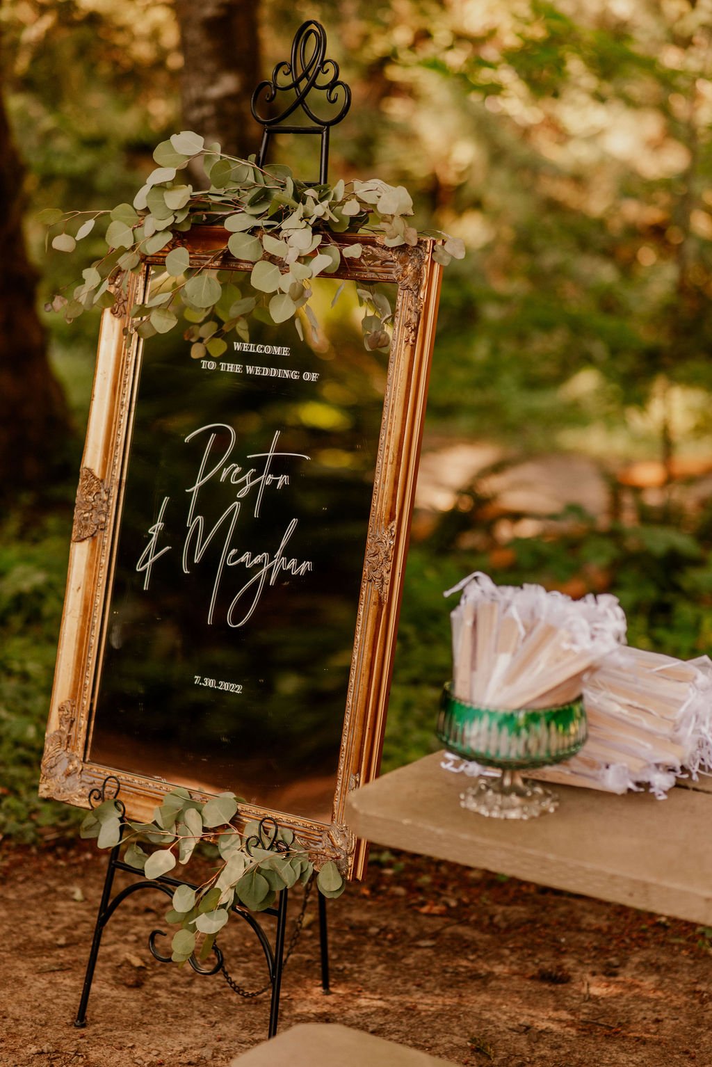 Bridalbliss.com | Portland Wedding Planner | Oregon Event Design | Baylee Dennis Photography