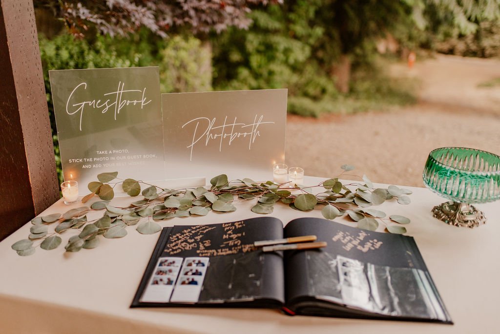Bridalbliss.com | Portland Wedding Planner | Oregon Event Design | Baylee Dennis Photography