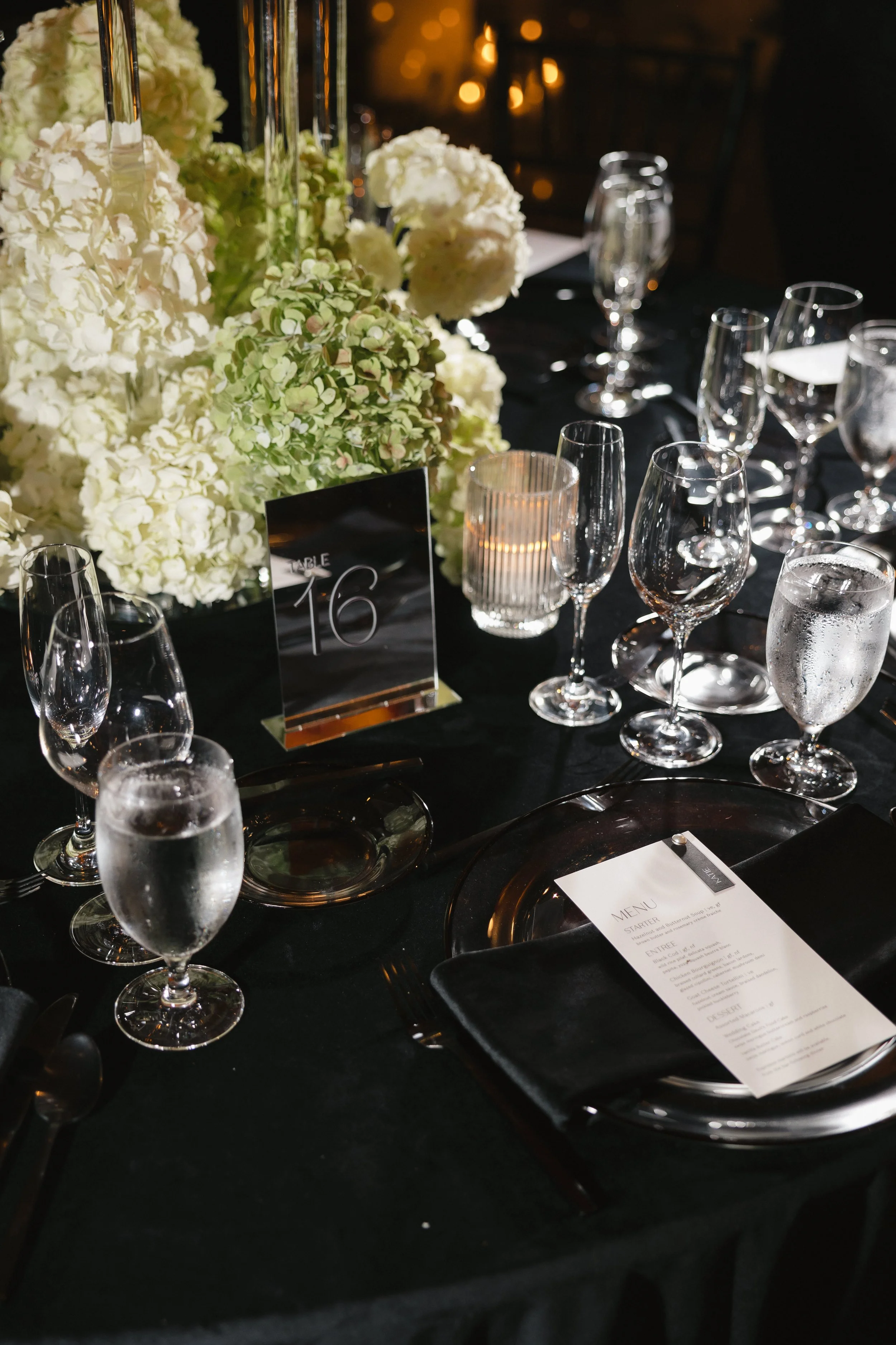 LaurenAndrew_ChihulyWedding_0531.JPG