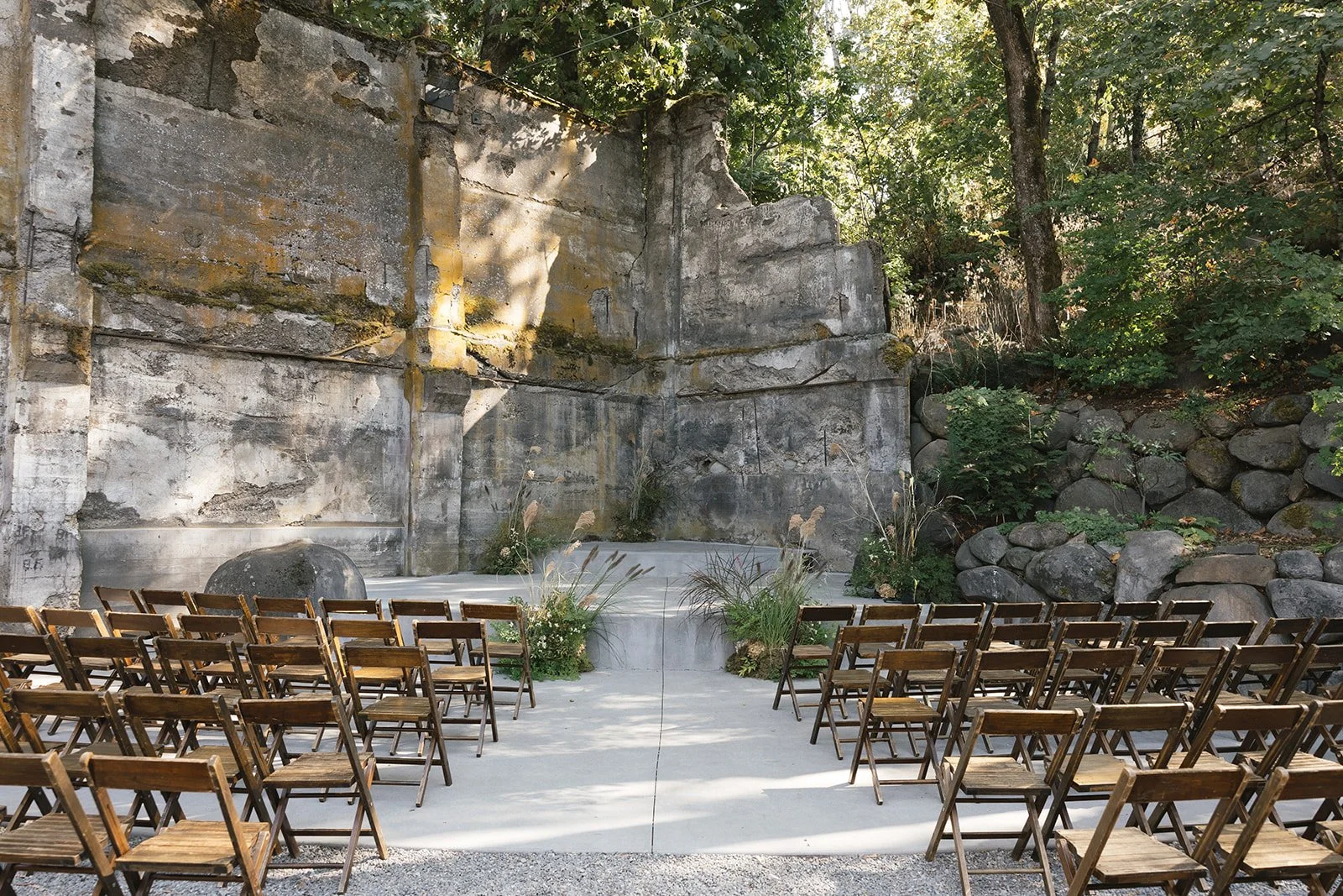 Bridalbliss.com | Columbia Gorge Wedding Planner | Oregon Event Design | Alixann Loosle Photography