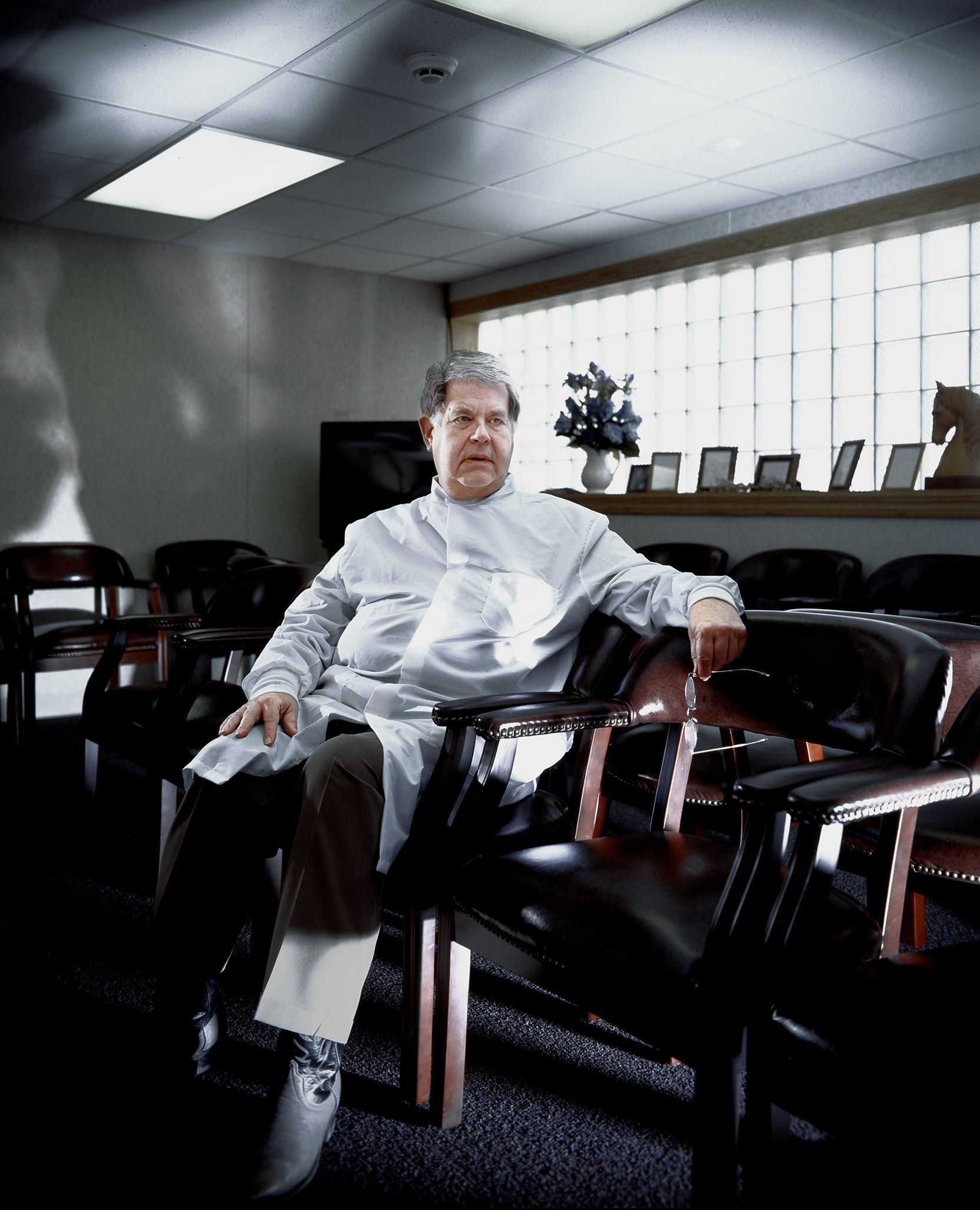 LeRoy Carhart, M.D., Waiting Room, Bellevue Health Clinic, Nebraska, 2009.