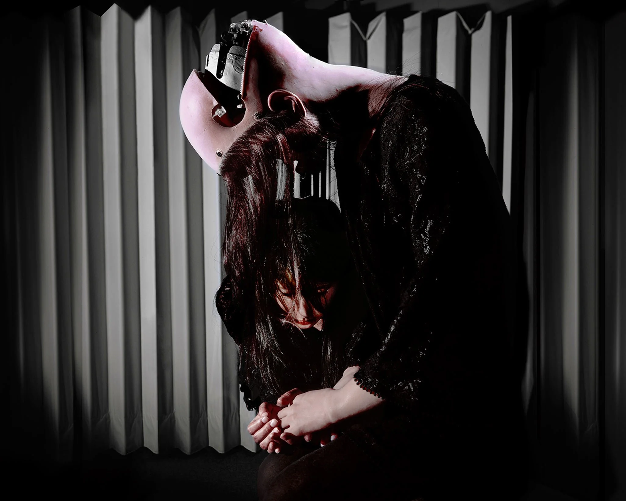 gem_f_mourning_F8_noRedrr.jpg
