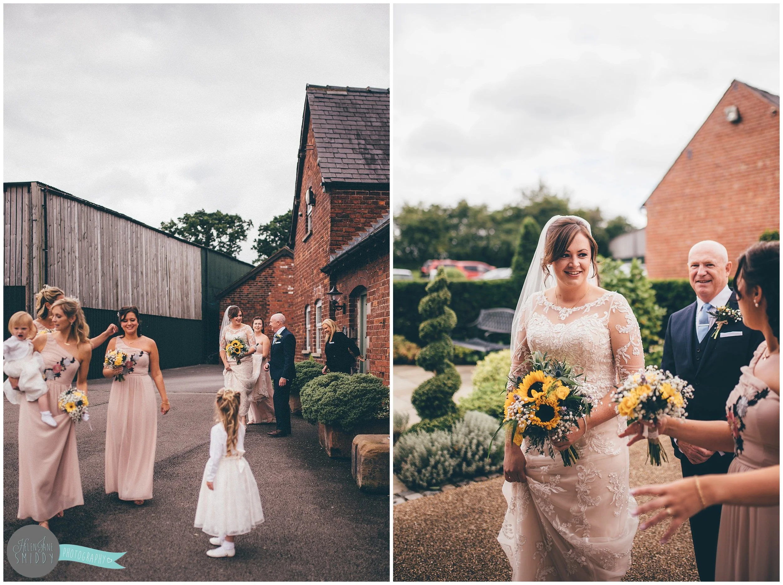 cheshire-cheshirewedding-cheshireweddingphotographer-cheshire-wedding-photographer-sandhole-oak-barn-sandholeoakbarn-wedding-photography-weddingphotography-bride-groom-brideandgroom-relaxed-rustic-wedding-sunflowers-bouncy-castle-DIY