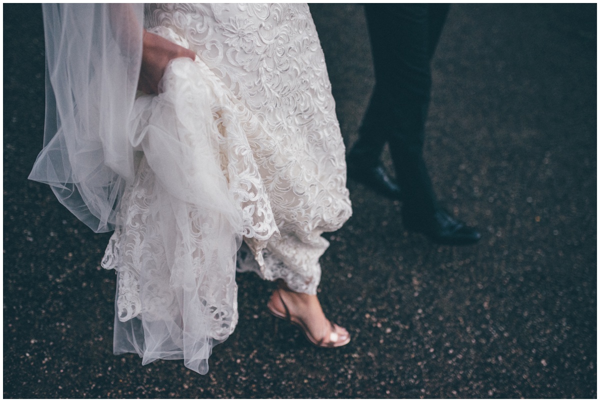 Cheshire wedding photographer captures beautiful bride an groom in Manchester.