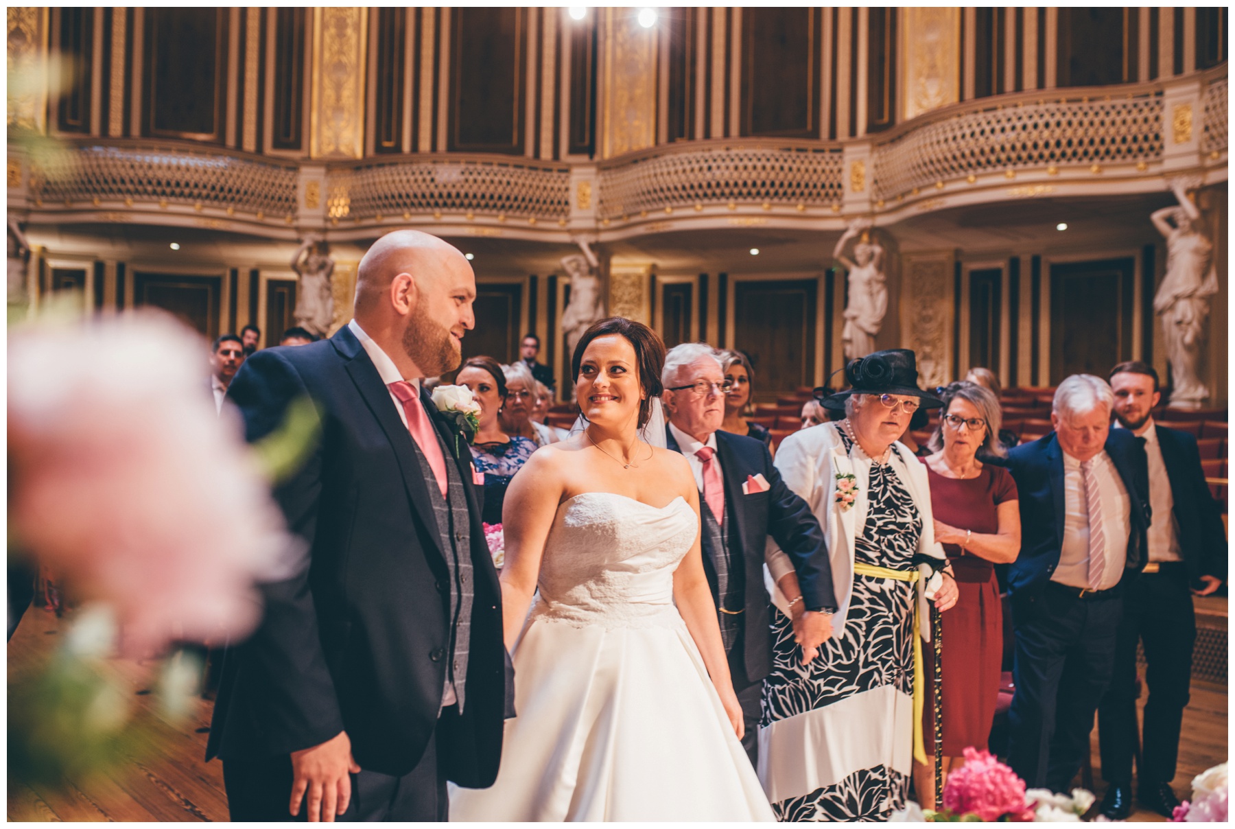 St Georges Hall wedding in Liverpool City Centre.