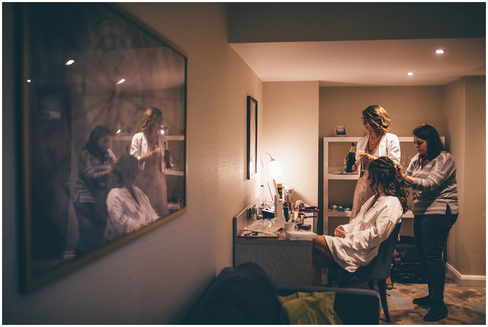 Bride gets ready for her Chester wedding in Doubletree Hilton in Hoole.