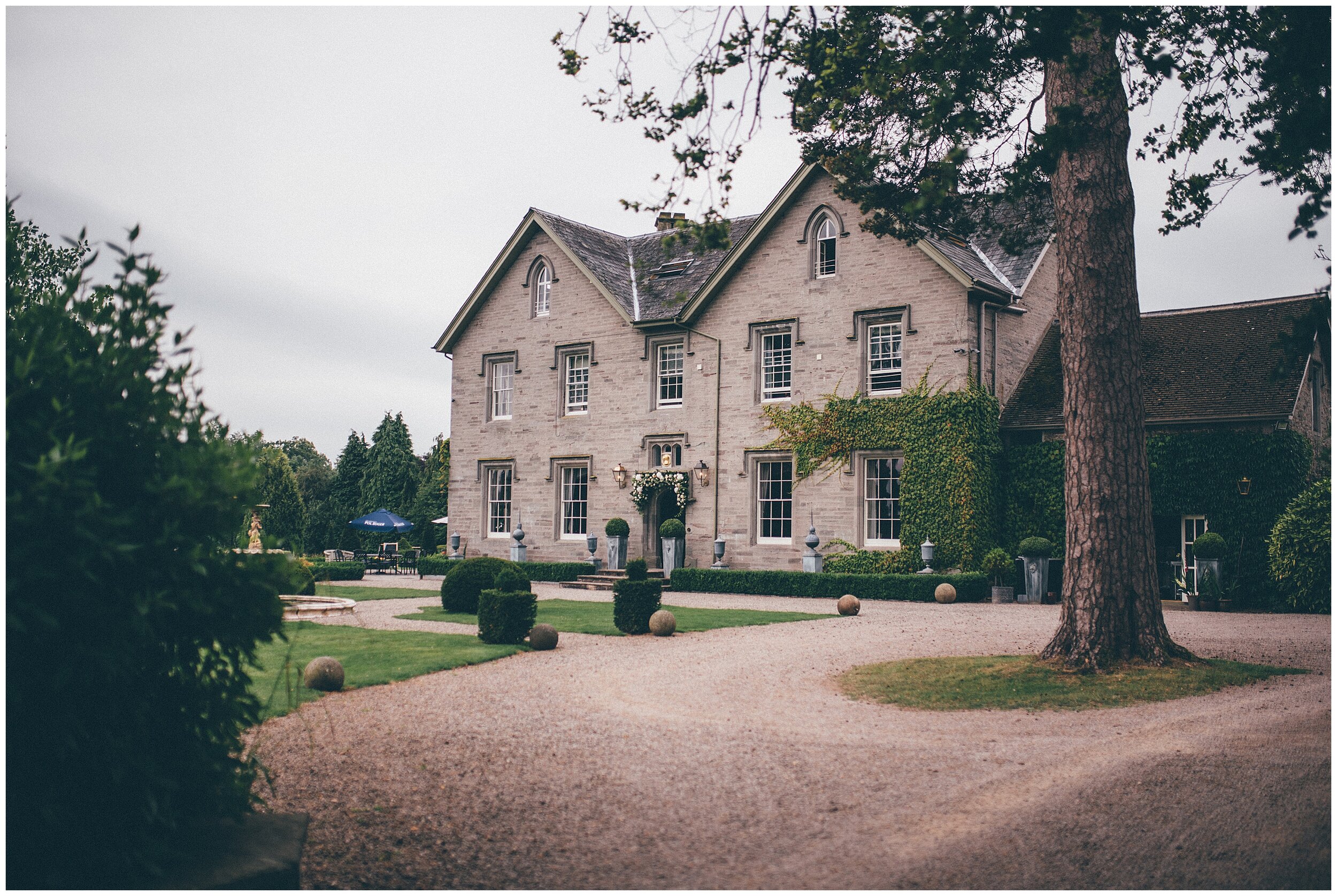 Exterior photograph of Hereford wedding venue, Lemore Manor.