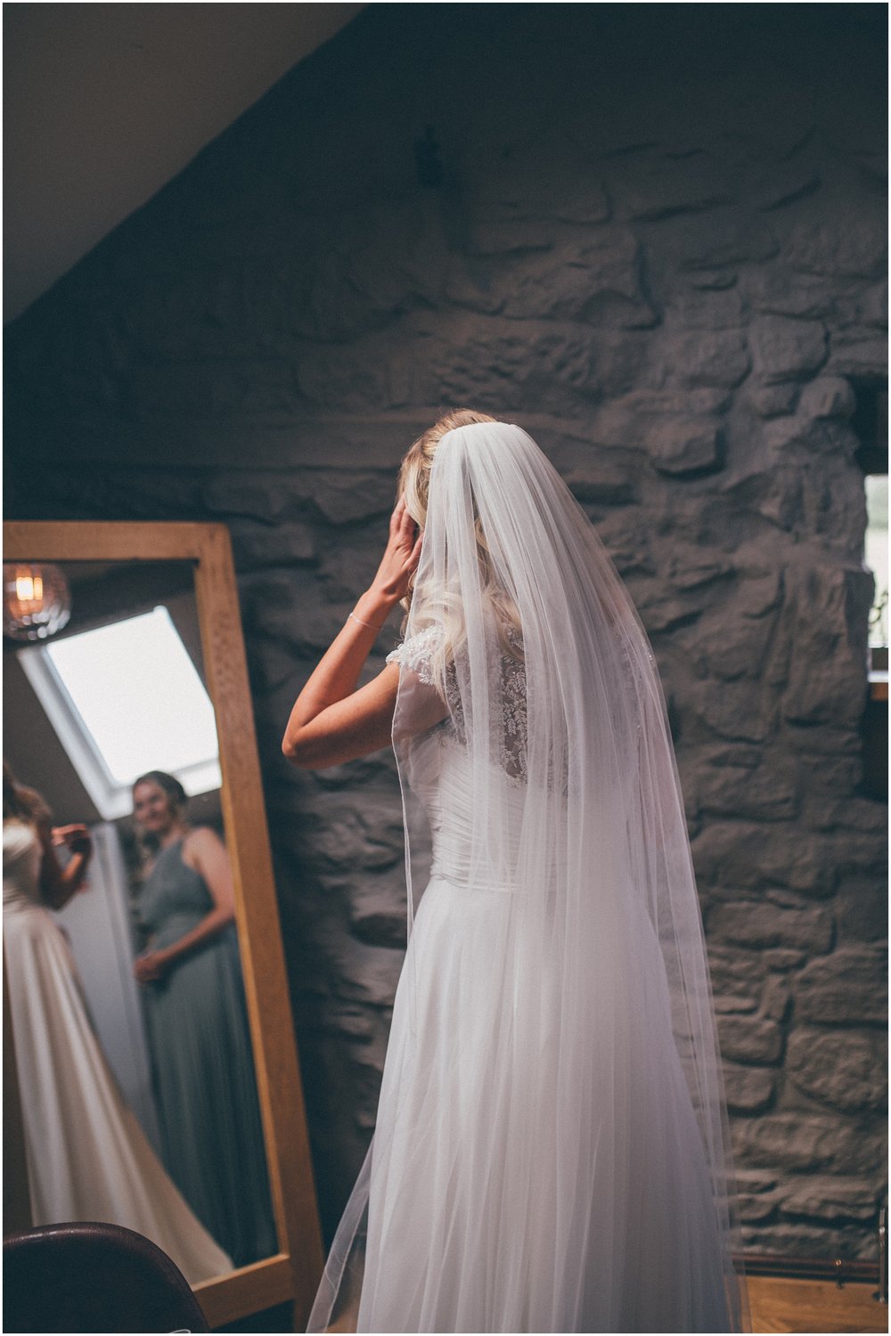 Bride getting ready at Tower Hill Barns in North Wales