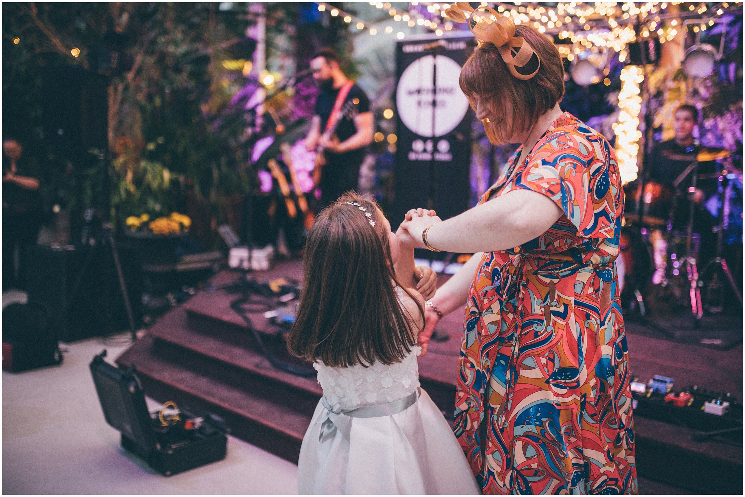 Cheshire, Liverpool and Manchester wedding photographer at Sefton Palm House summer wedding in Liverpool.