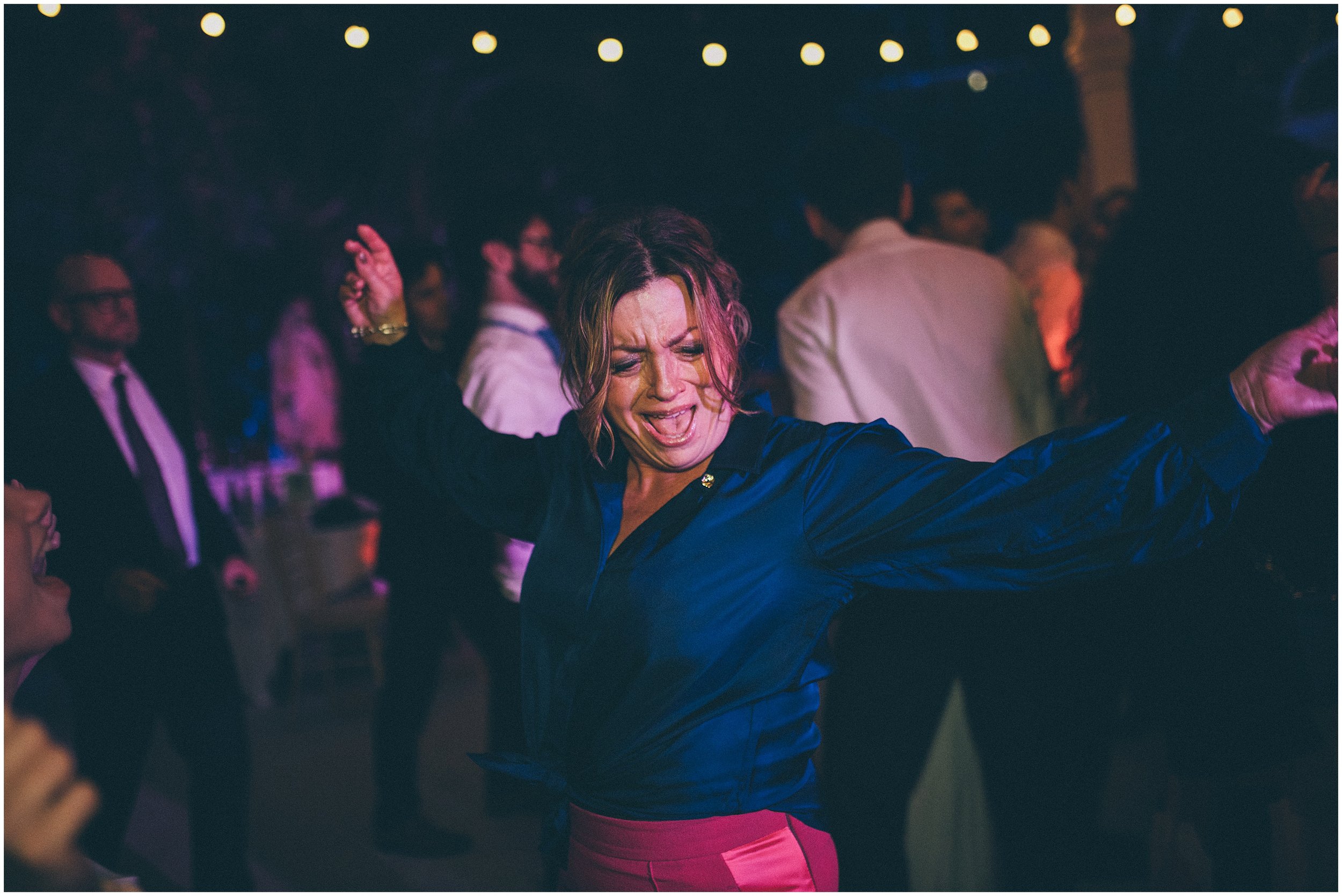 Cheshire, Liverpool and Manchester wedding photographer at Sefton Palm House summer wedding in Liverpool.