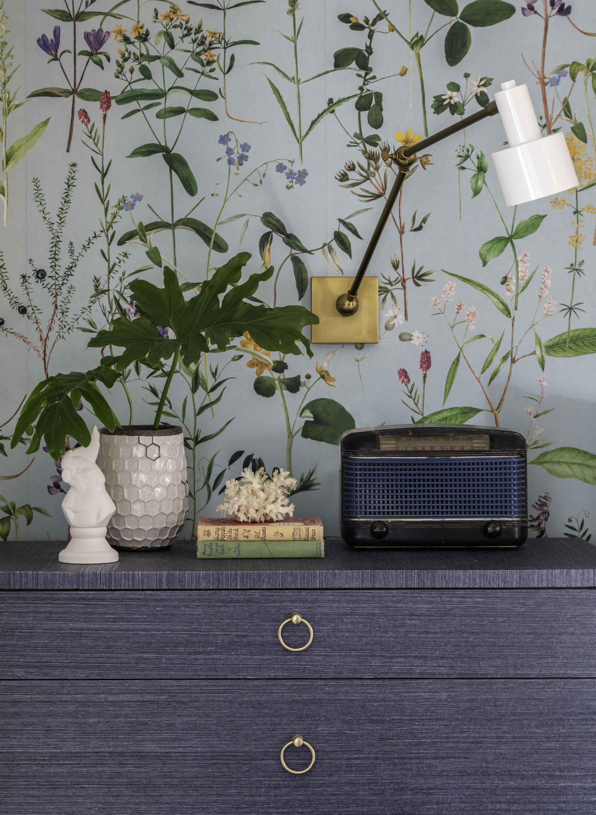 Styling Becki Griffin | Design Emily Spanos | Photography Kerry Kirk