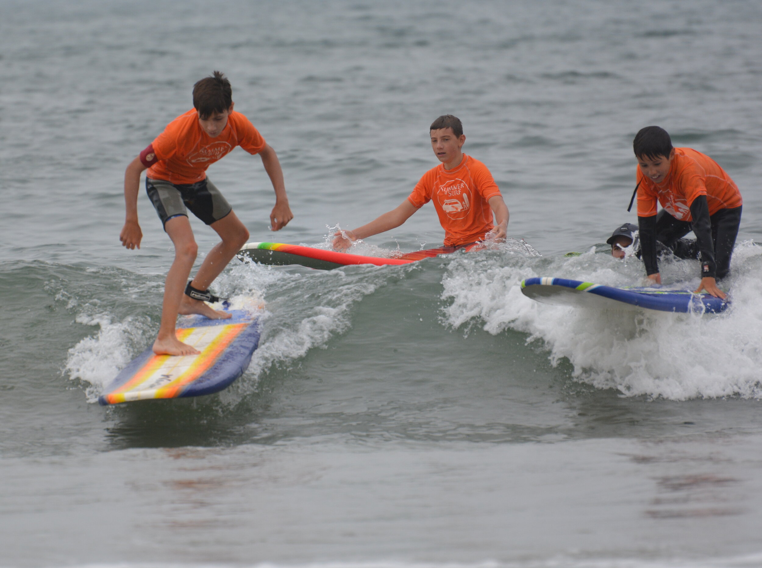 3SURFERS.JPG